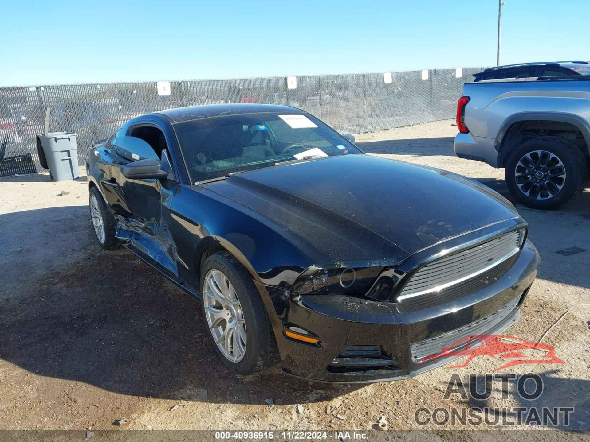 FORD MUSTANG 2013 - 1ZVBP8AM5D5218591