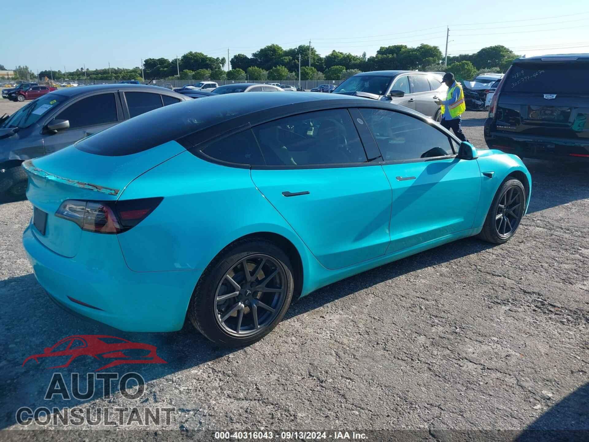 TESLA MODEL 3 2019 - 5YJ3E1EA5KF486640