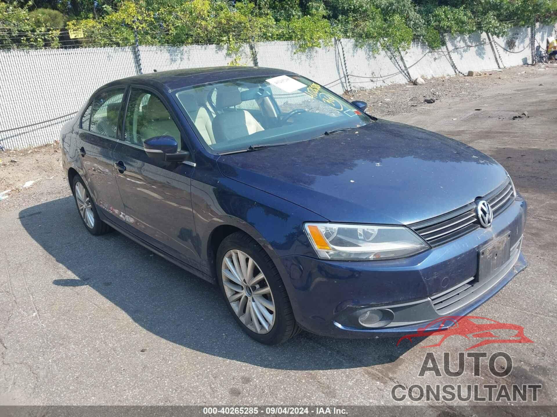 VOLKSWAGEN JETTA 2012 - 3VWLP7AJ8CM415249
