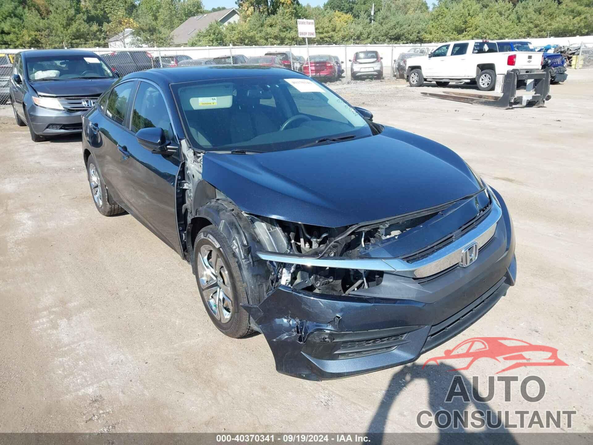 HONDA CIVIC 2018 - 19XFC2F53JE022647