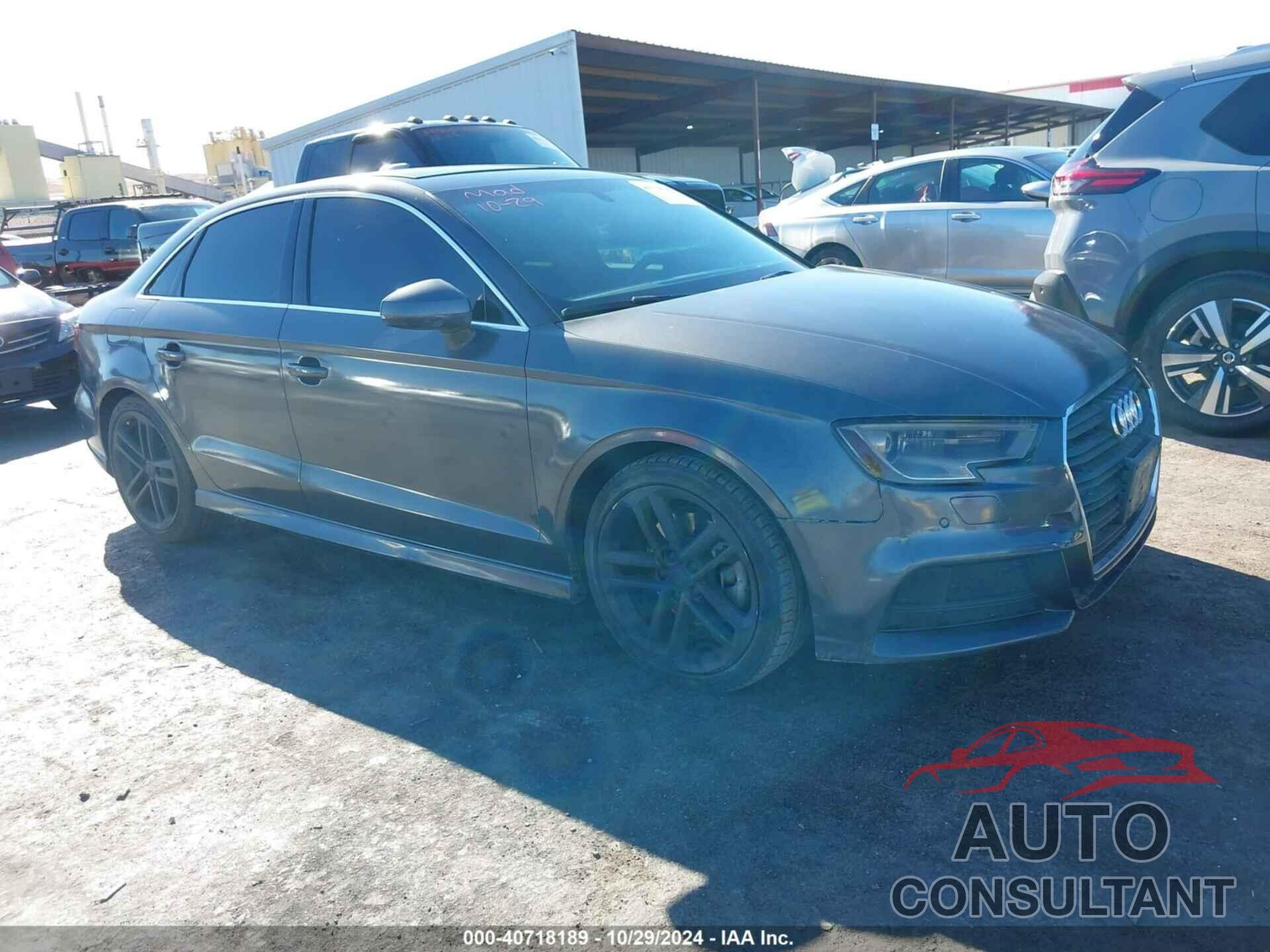 AUDI A3 2018 - WAUGUGFF6J1021127