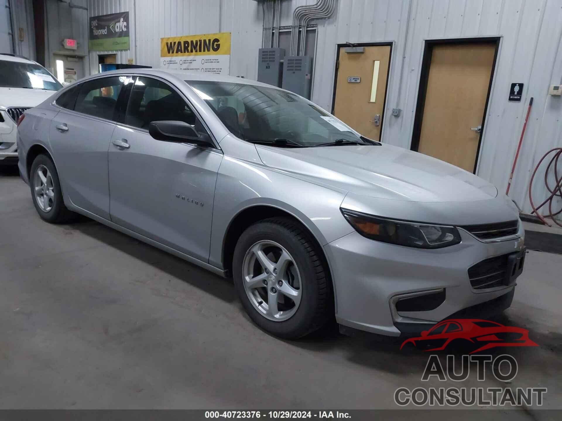 CHEVROLET MALIBU 2017 - 1G1ZB5ST2HF136492