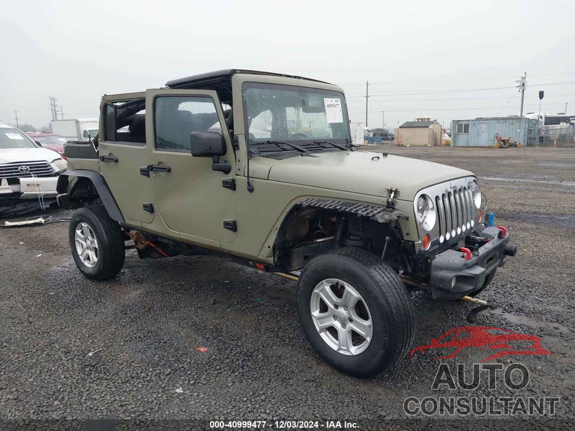 JEEP WRANGLER UNLIMITED 2011 - 1J4BA6H15BL600529