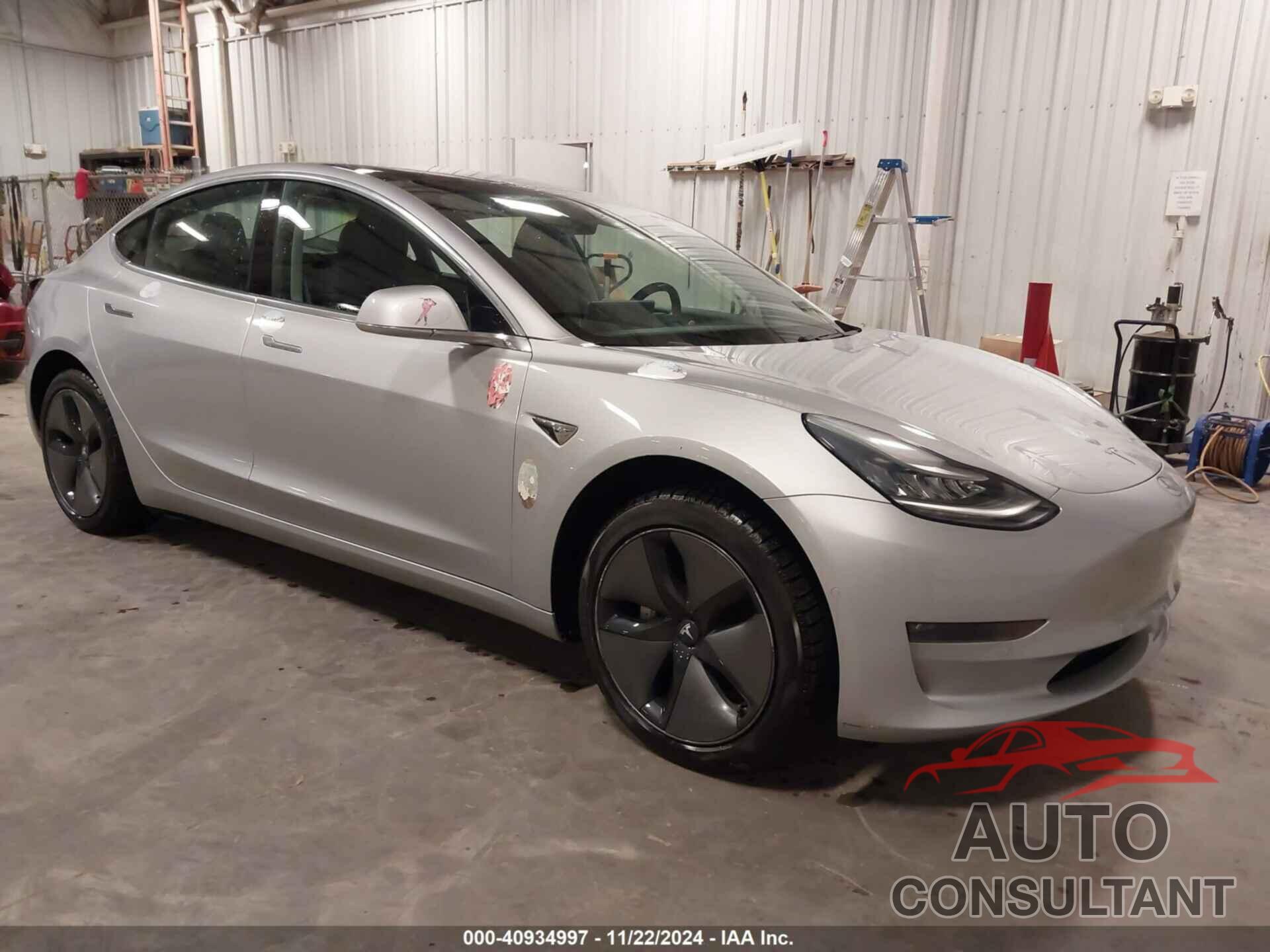 TESLA MODEL 3 2018 - 5YJ3E1EA4JF061392