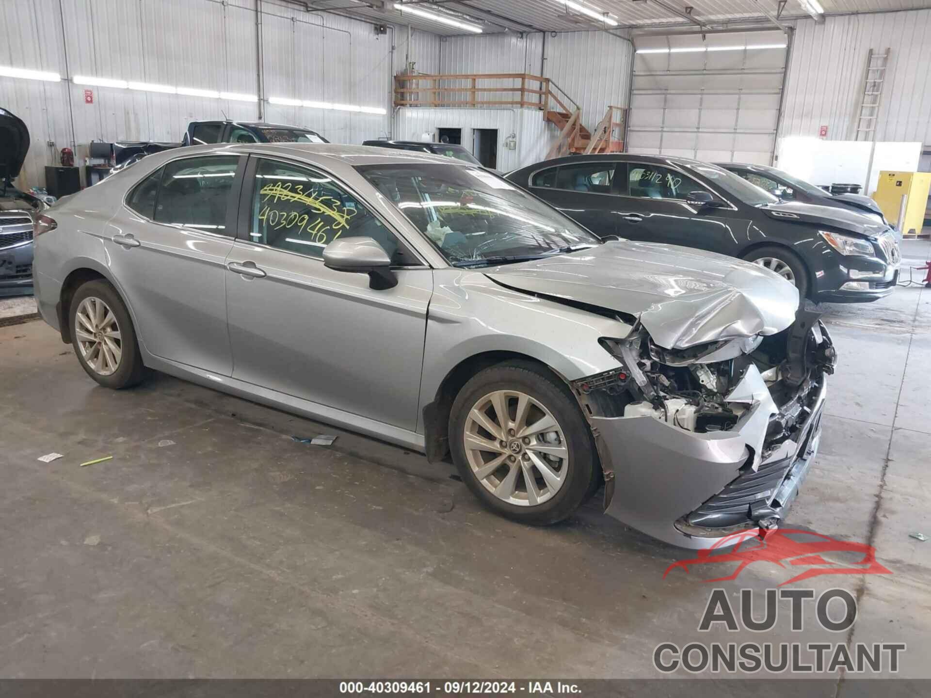 TOYOTA CAMRY 2023 - 4T1C11BK0PU091588