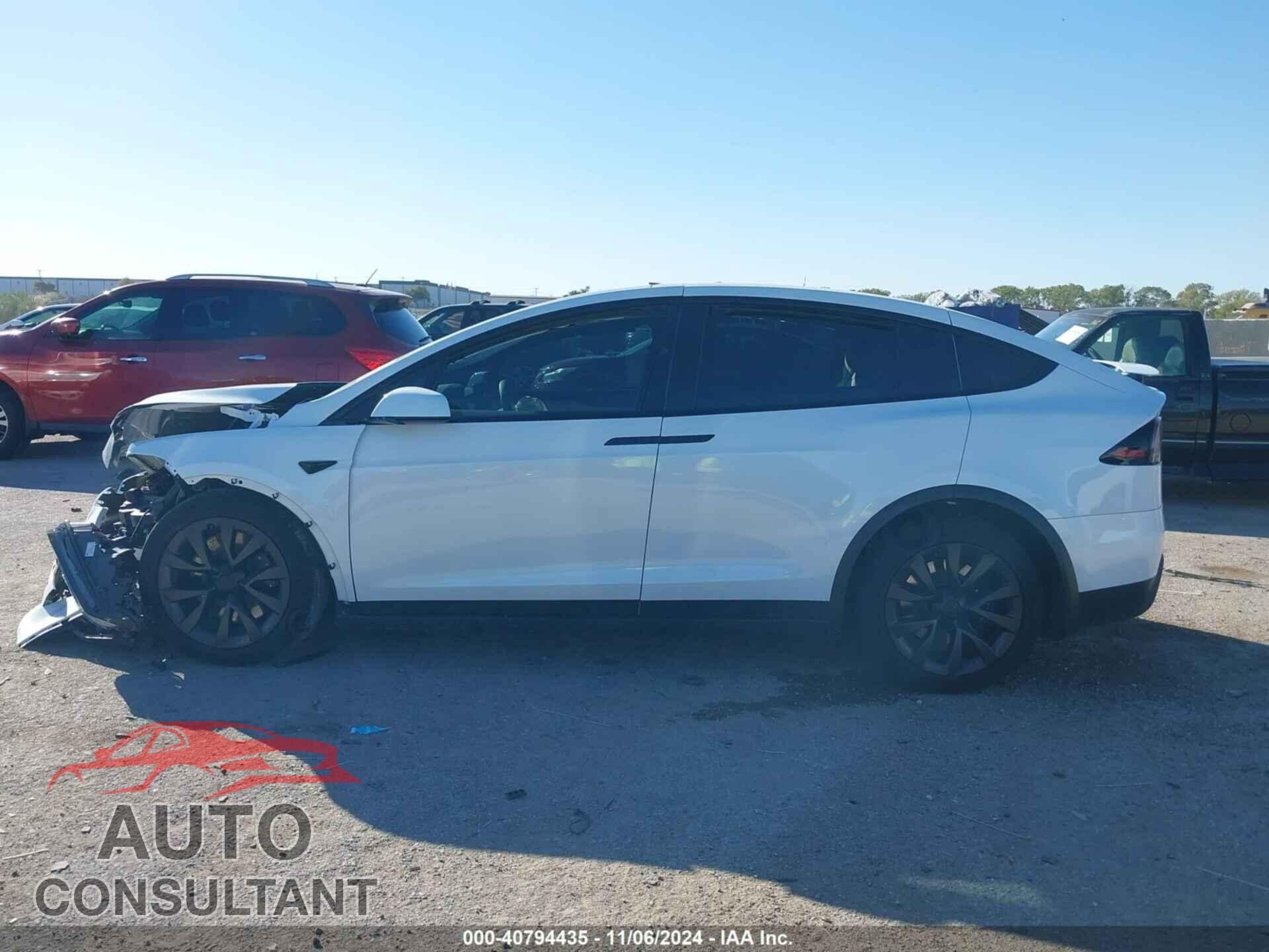 TESLA MODEL X 2024 - 7SAXCBE5XRF442615