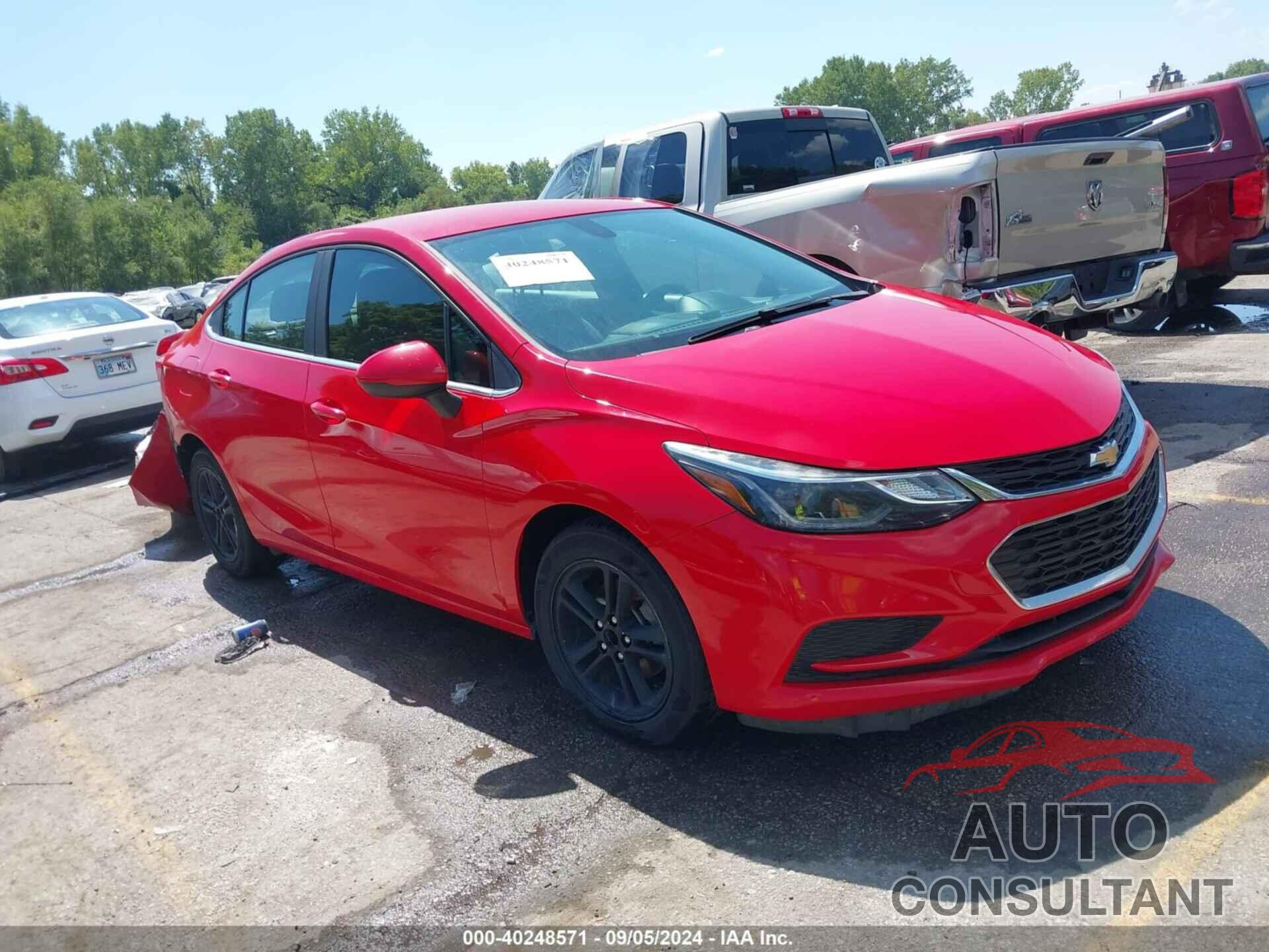 CHEVROLET CRUZE 2018 - 1G1BE5SM7J7211396