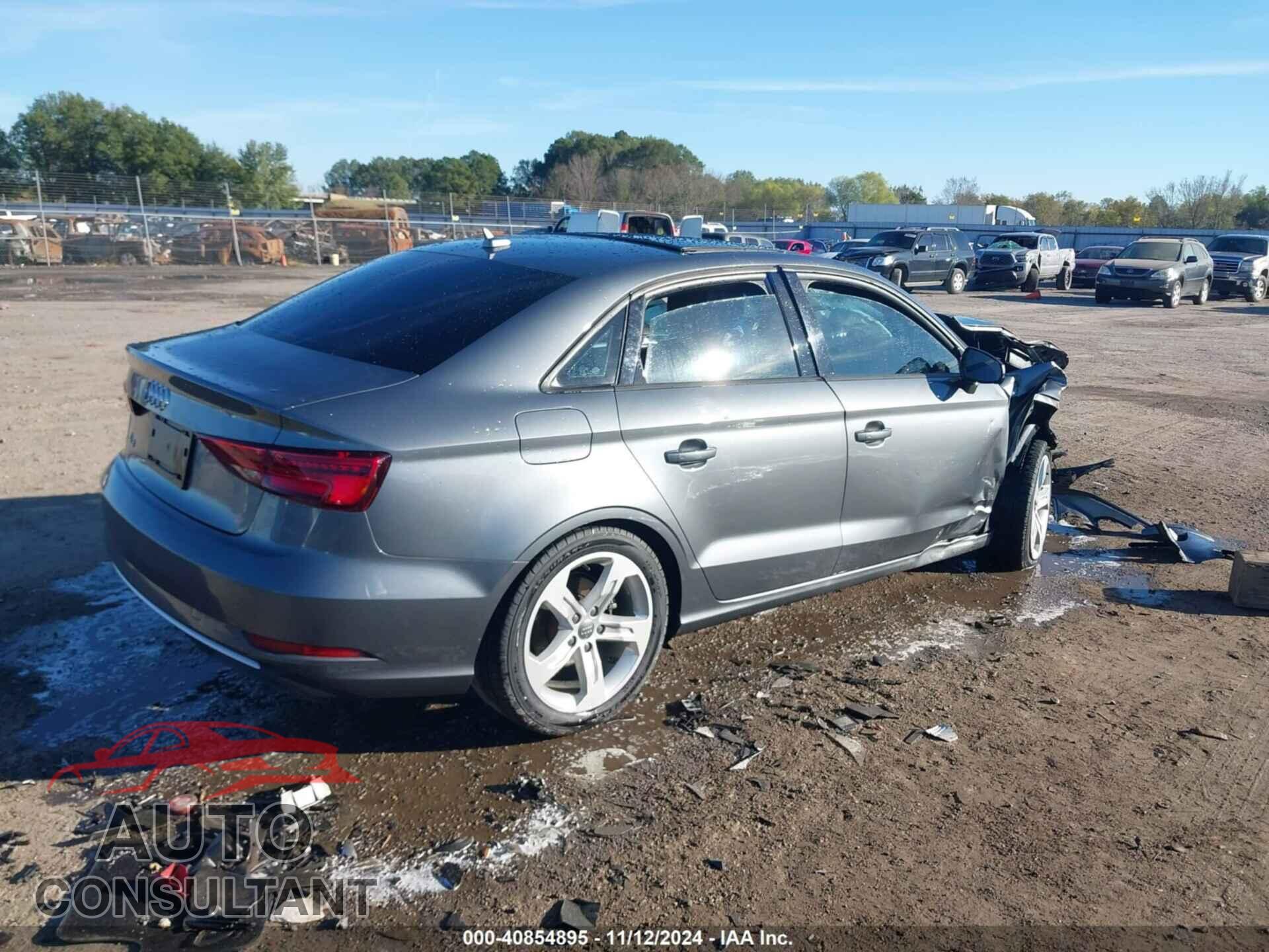 AUDI A3 2018 - WAUAUGFF0J1034686