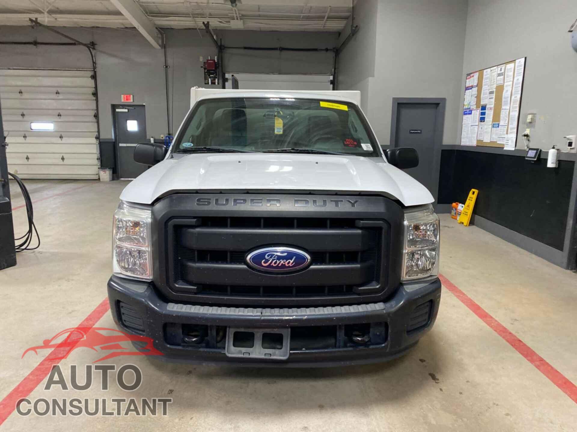 FORD F-250 2011 - 1FTBF2A68BEA20573