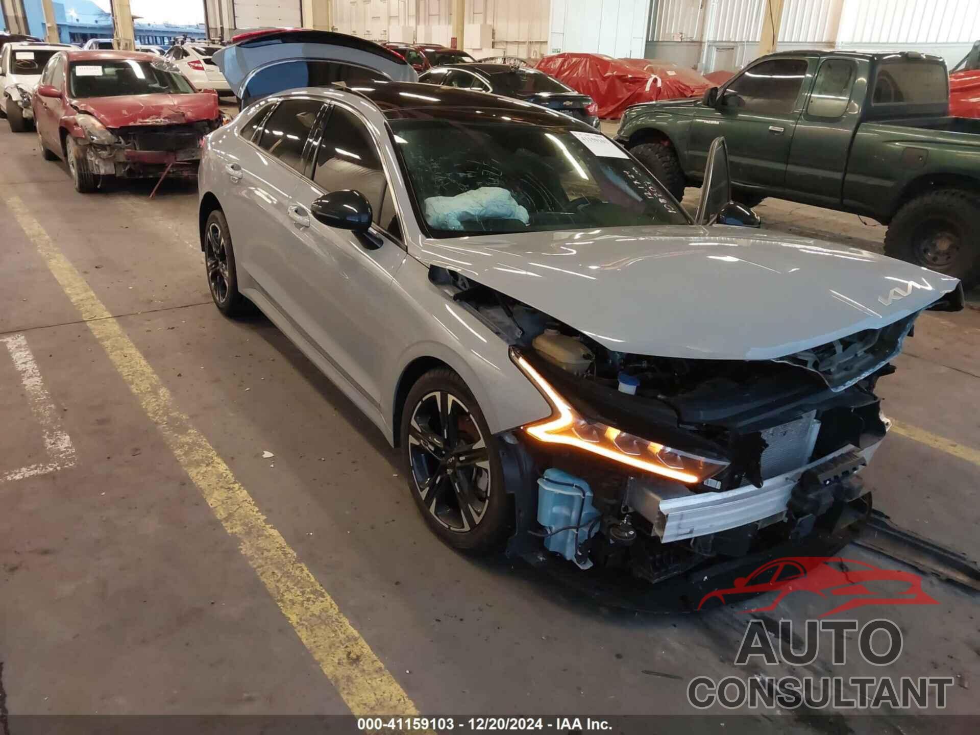KIA K5 2024 - 5XXG64J22RG233037