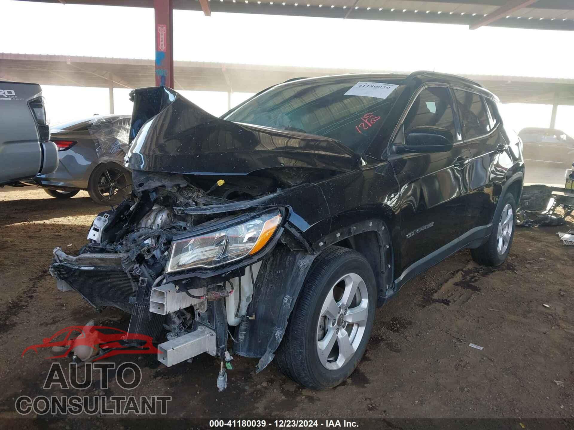 JEEP COMPASS 2018 - 3C4NJDBB4JT303859