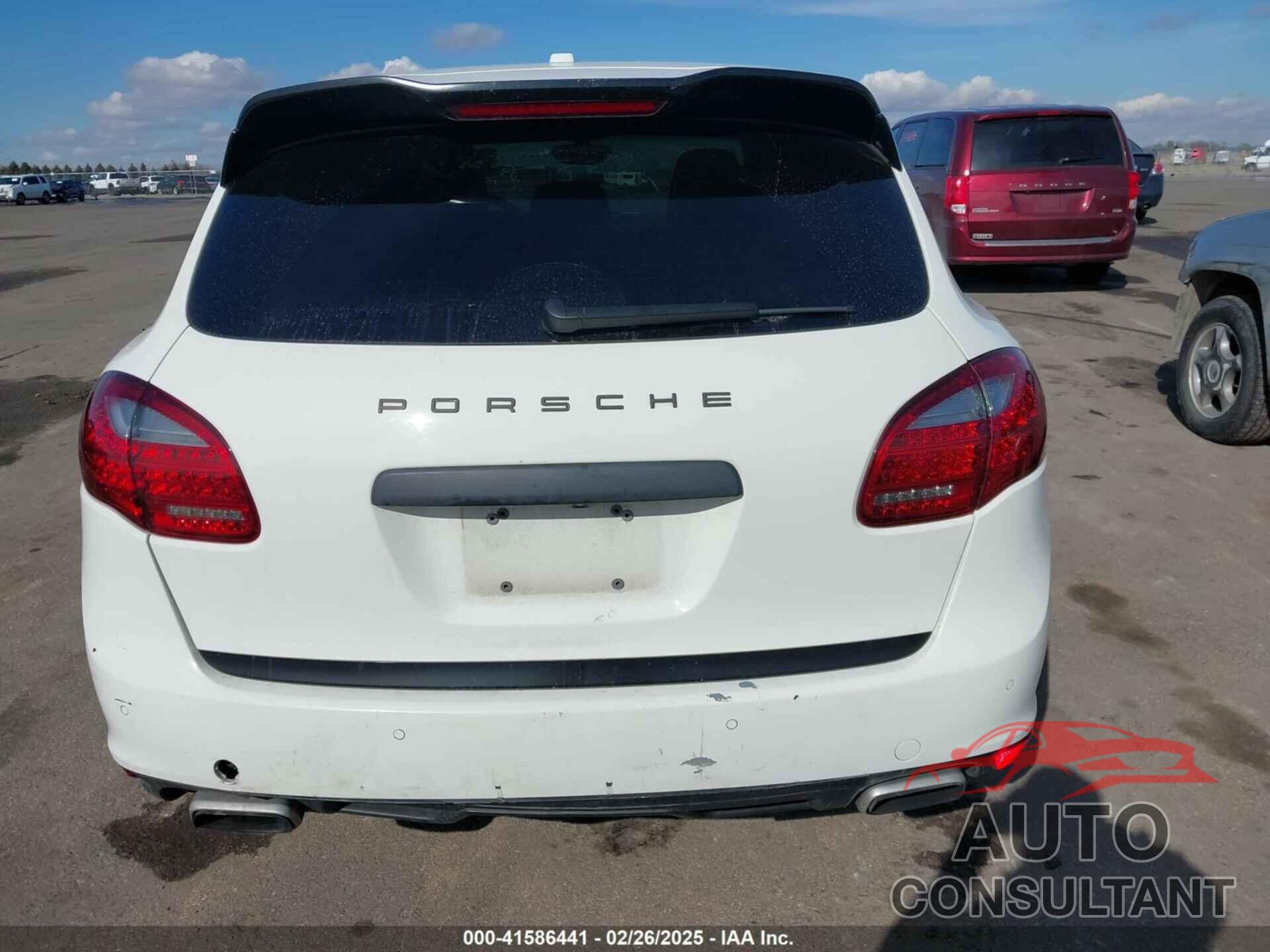 PORSCHE CAYENNE 2012 - WP1AA2A2XCLA03020