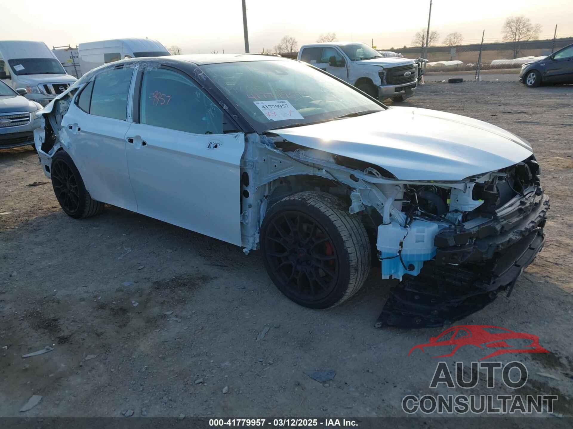 TOYOTA CAMRY 2024 - 4T1KZ1AK9RU088522