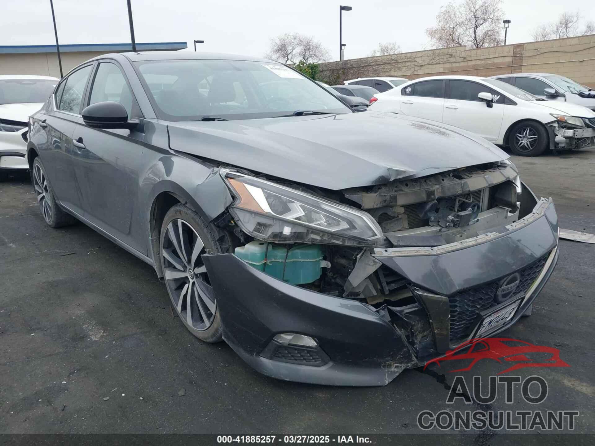 NISSAN ALTIMA 2019 - 1N4BL4CV4KC256311