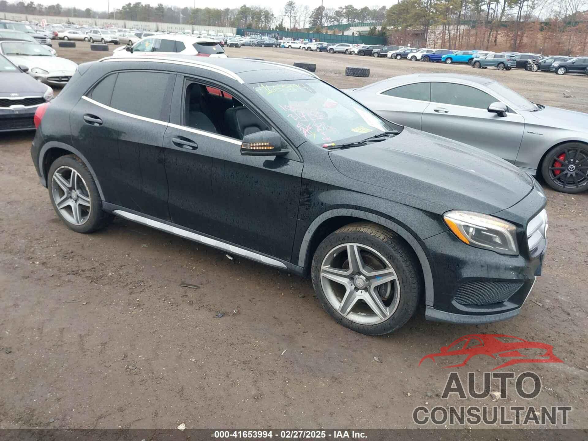 MERCEDES-BENZ GLA 250 2015 - WDCTG4GBXFJ065961