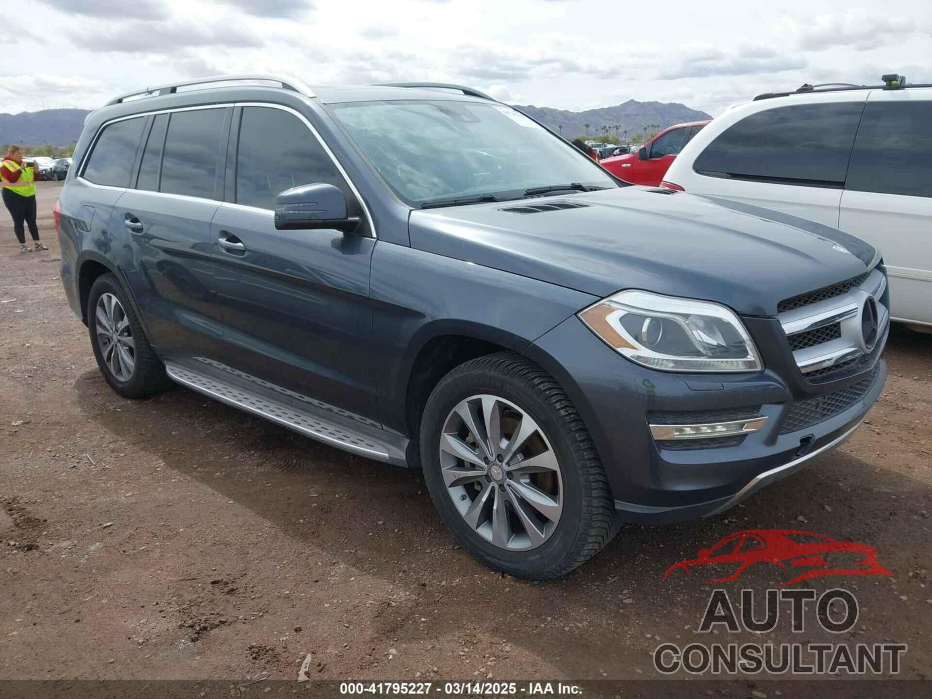 MERCEDES-BENZ GL 450 2014 - 4JGDF7CE0EA358535