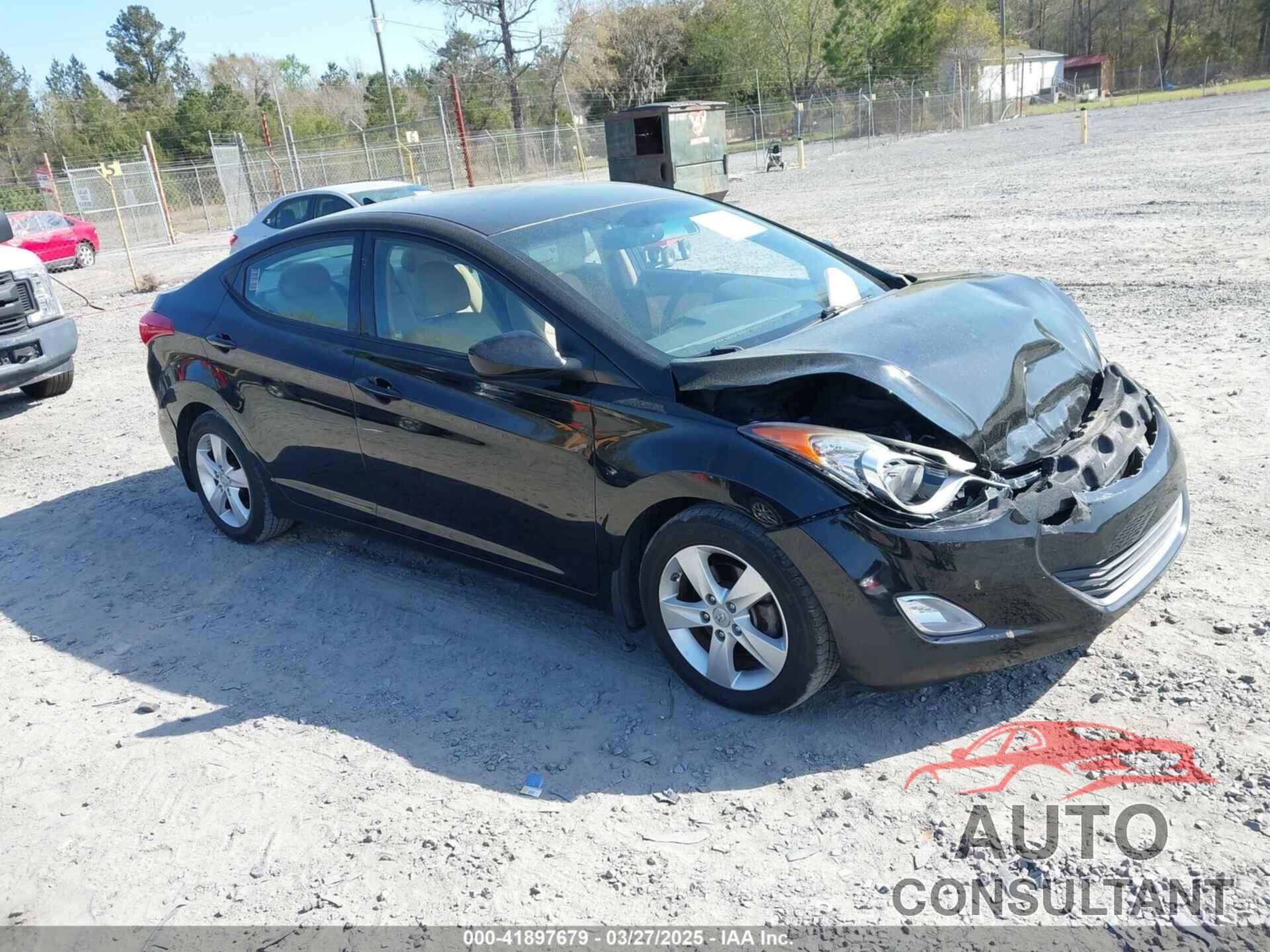 HYUNDAI ELANTRA 2013 - 5NPDH4AE7DH313485
