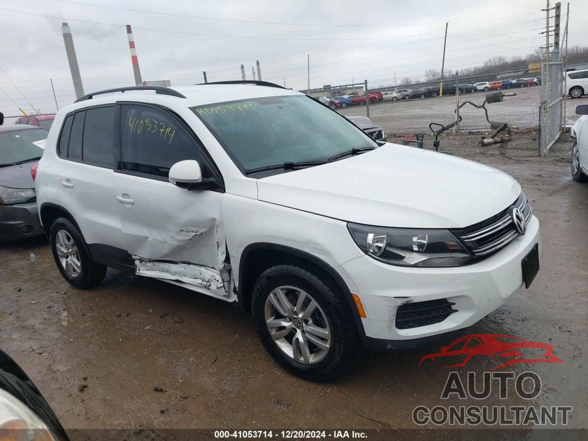 VOLKSWAGEN TIGUAN 2015 - WVGAV7AX2FW552806