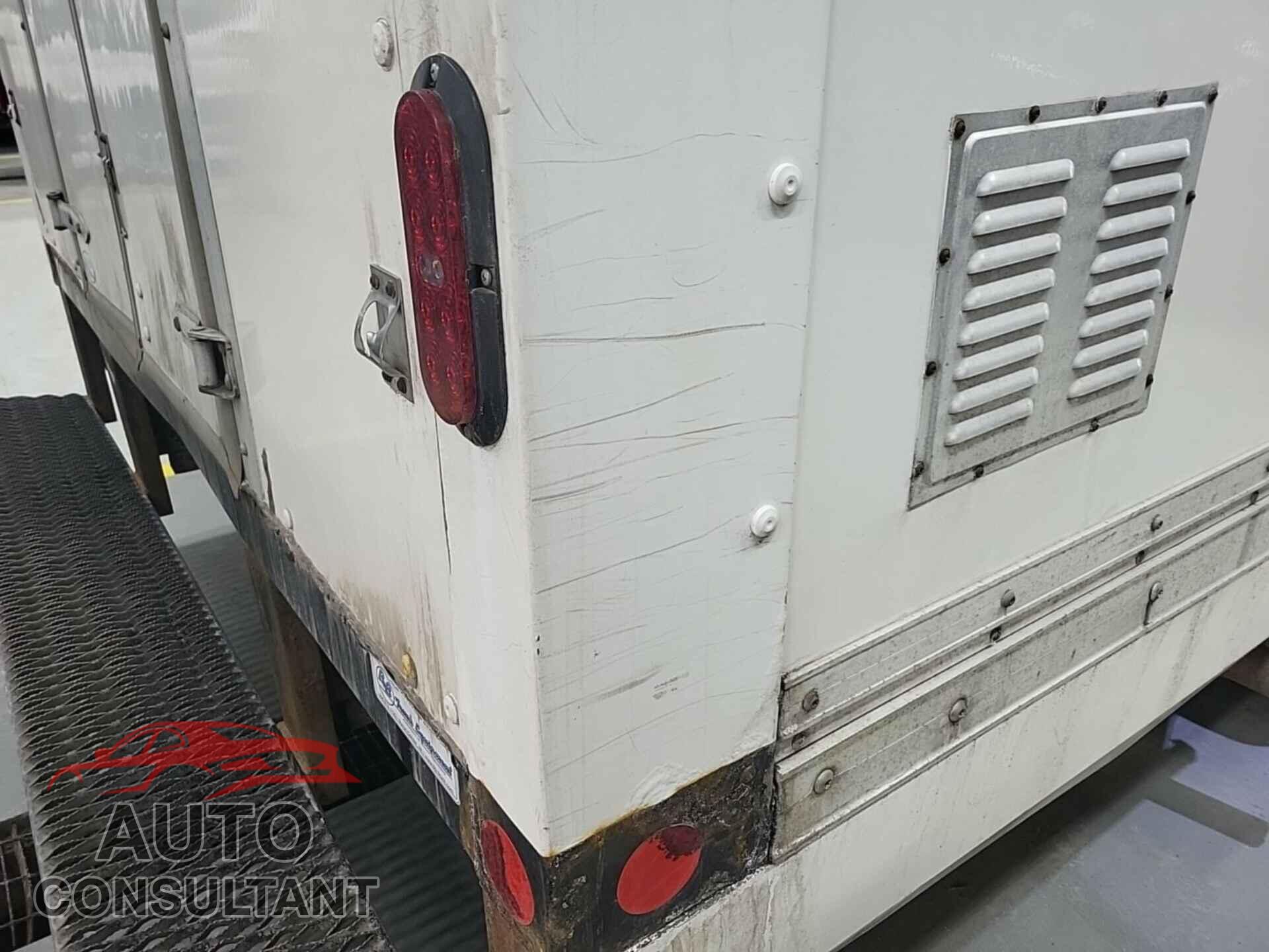 FORD ECONOLINE 2018 - 1FDWE3F6XJDC32958