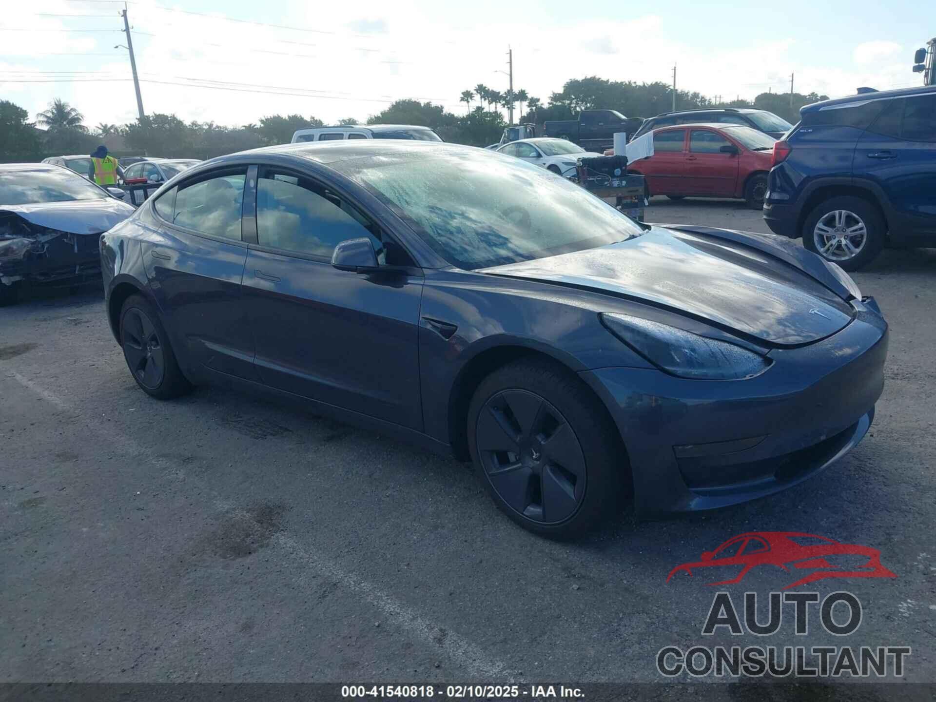 TESLA MODEL 3 2022 - 5YJ3E1EA1NF338196