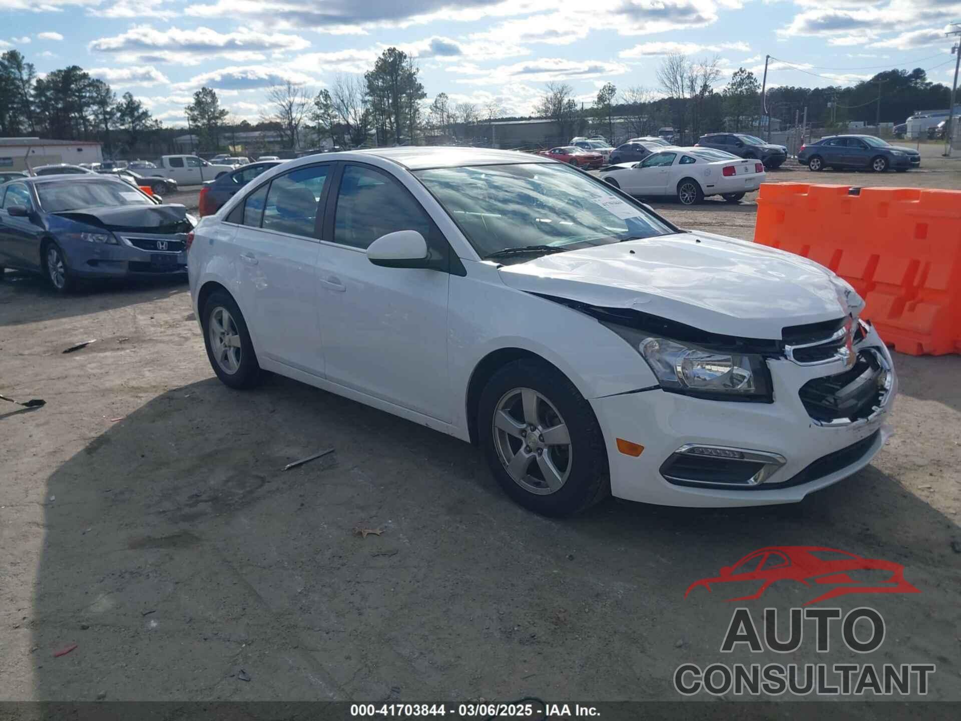 CHEVROLET CRUZE 2015 - 1G1PC5SB0F7274048