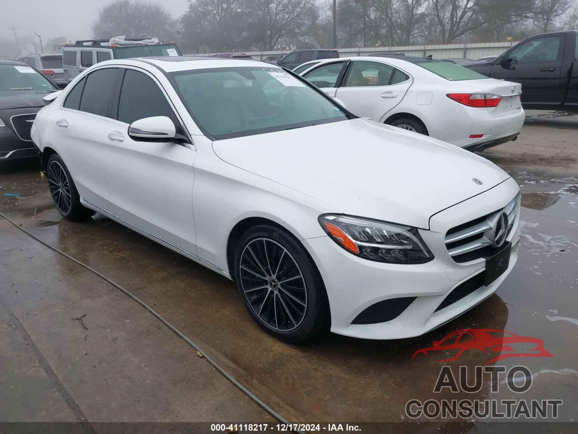 MERCEDES-BENZ C 300 2019 - 55SWF8DB9KU302182