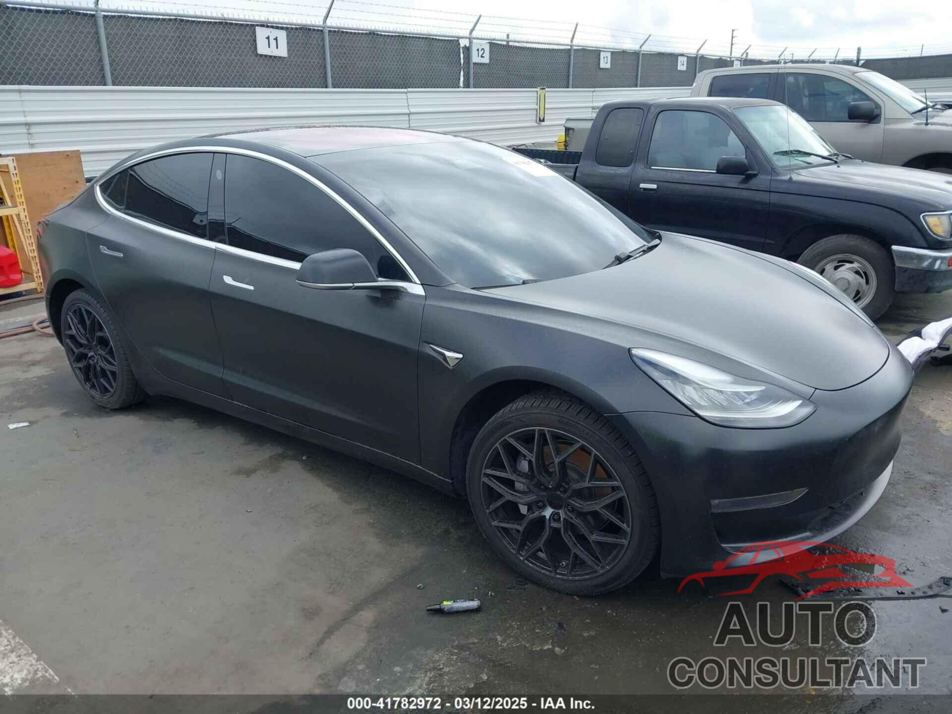 TESLA MODEL 3 2018 - 5YJ3E1EA7JF012249