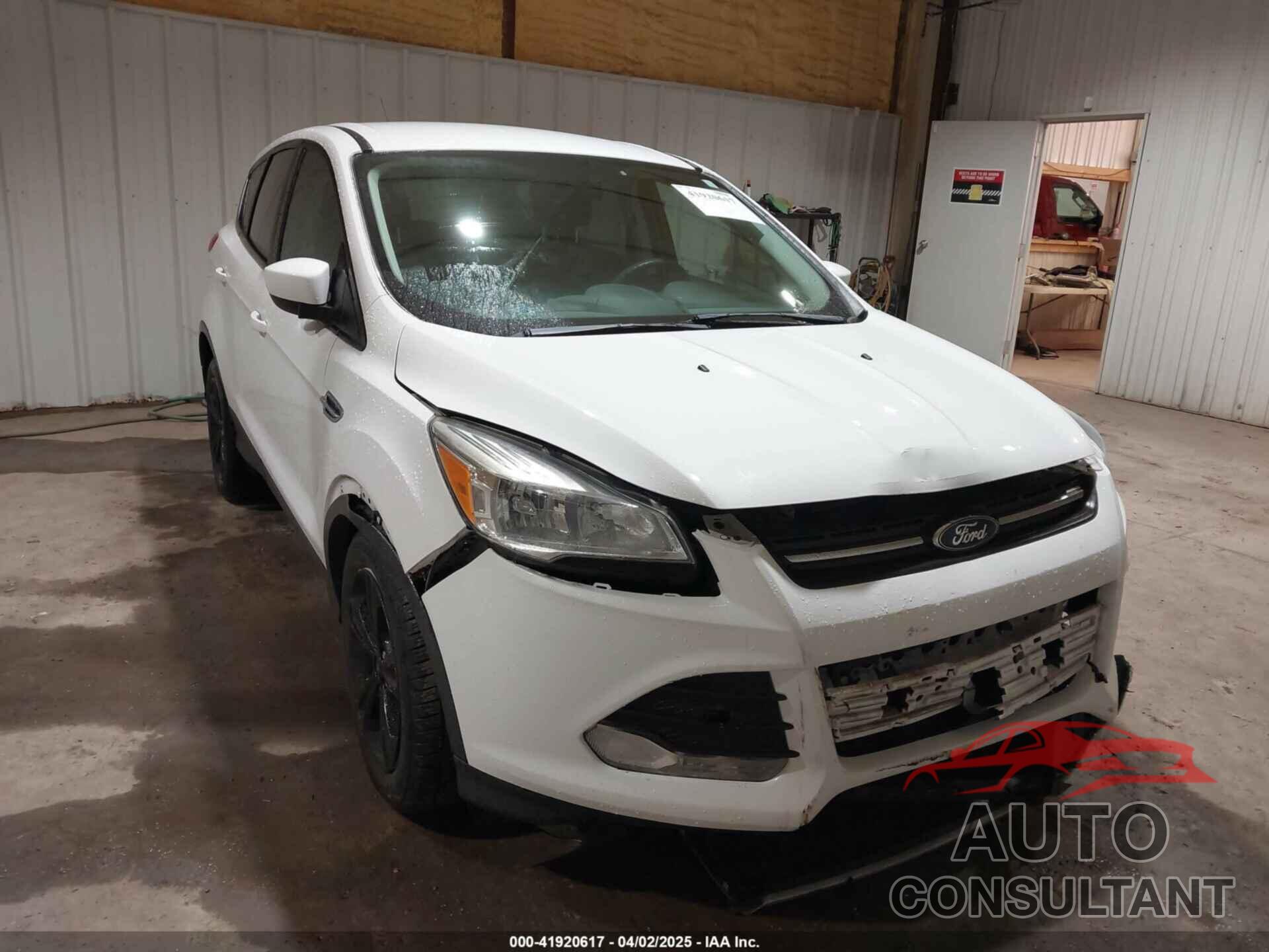 FORD ESCAPE 2016 - 1FMCU0G71GUB12387