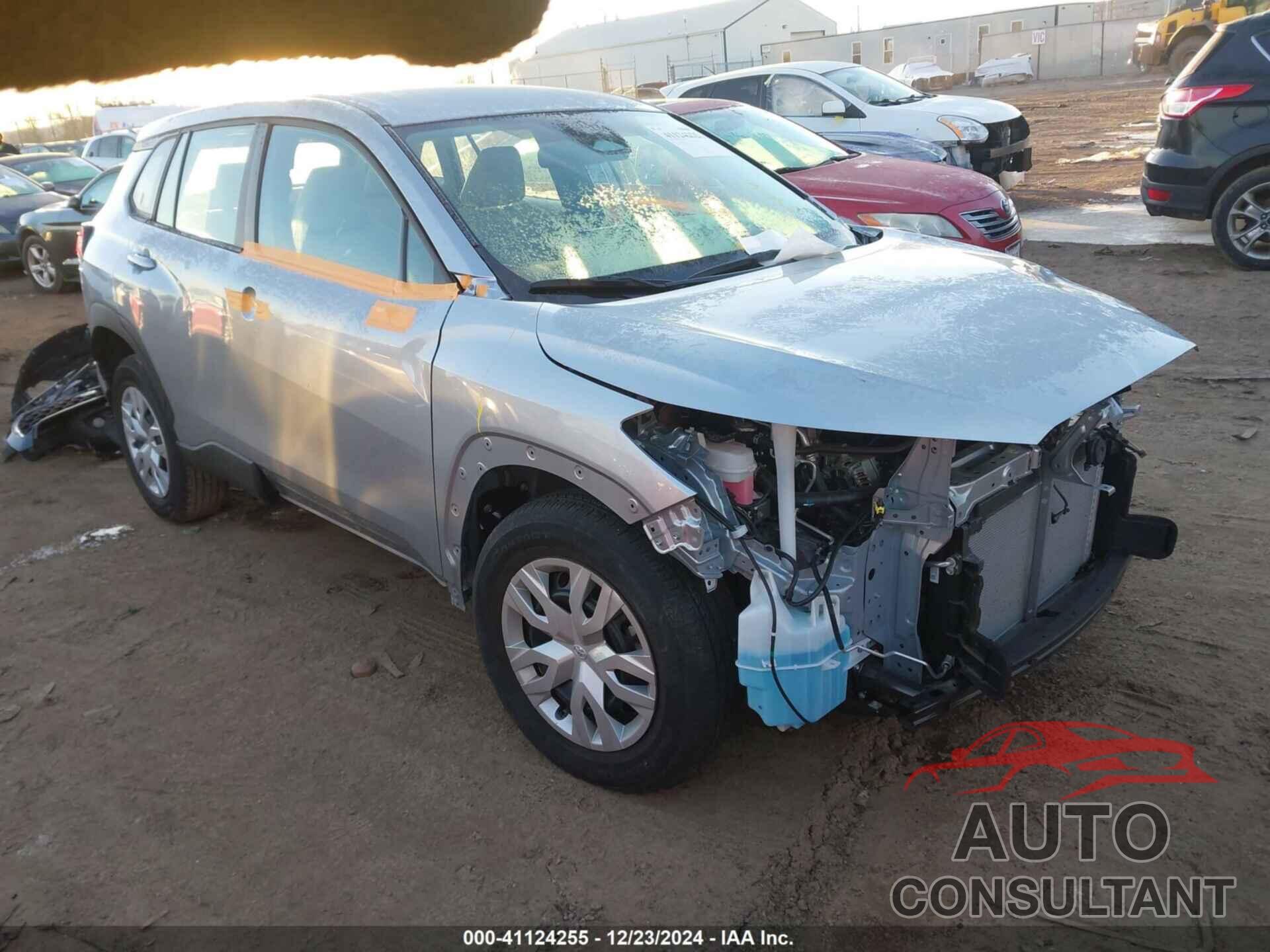 TOYOTA COROLLA CROSS 2023 - 7MUAAABG1PV050999