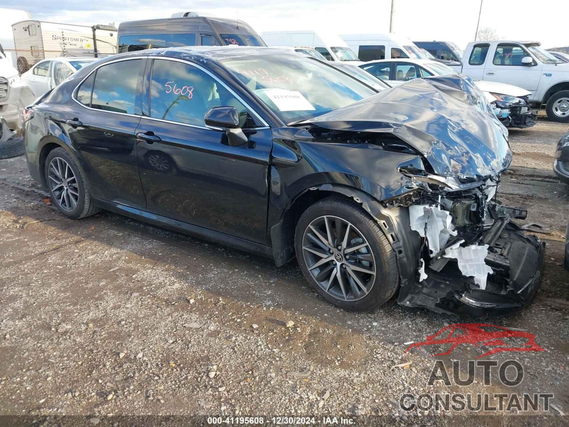 TOYOTA CAMRY 2024 - 4T1F11BK9RU110168