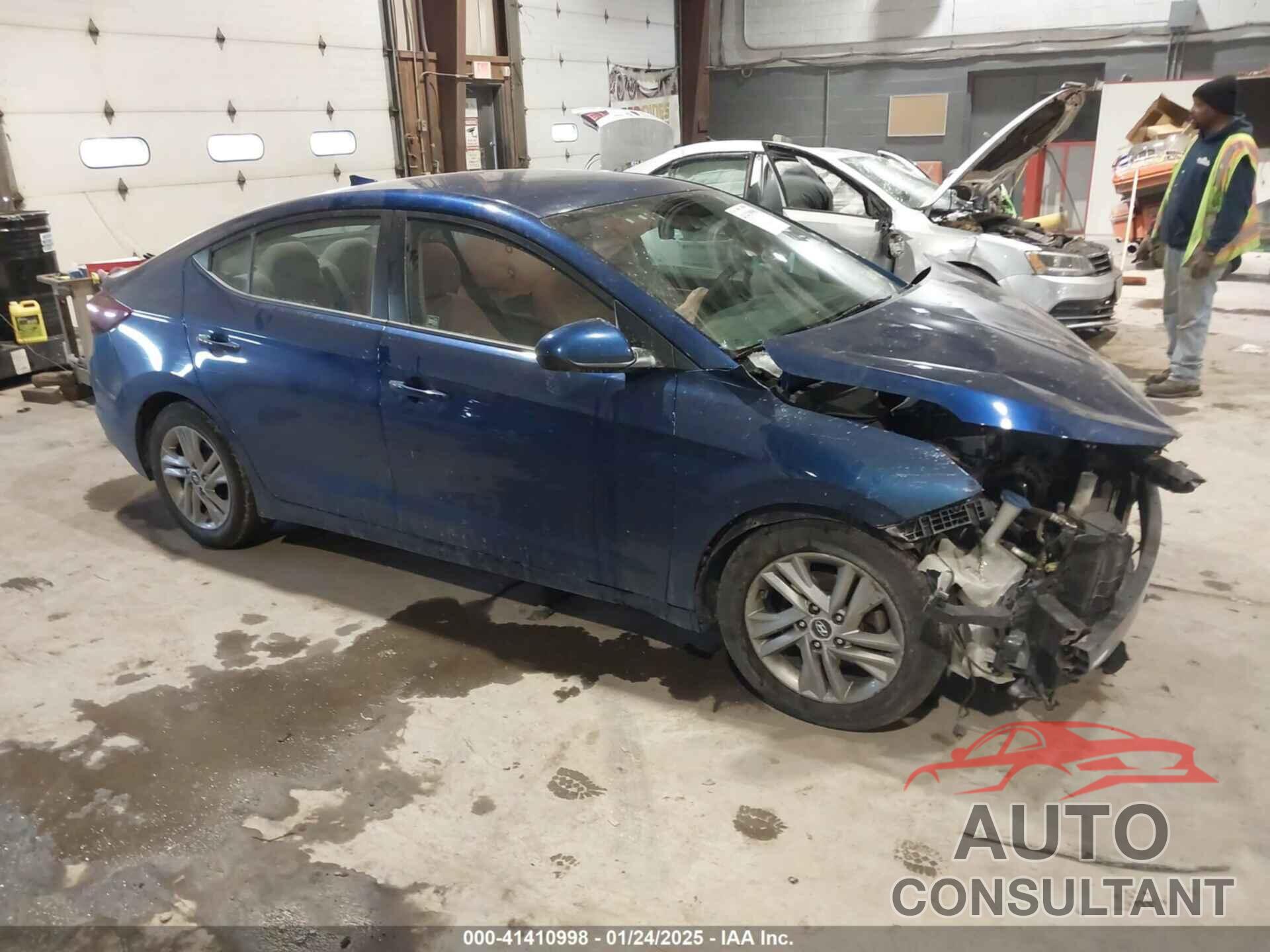 HYUNDAI ELANTRA 2020 - 5NPD84LF2LH536456