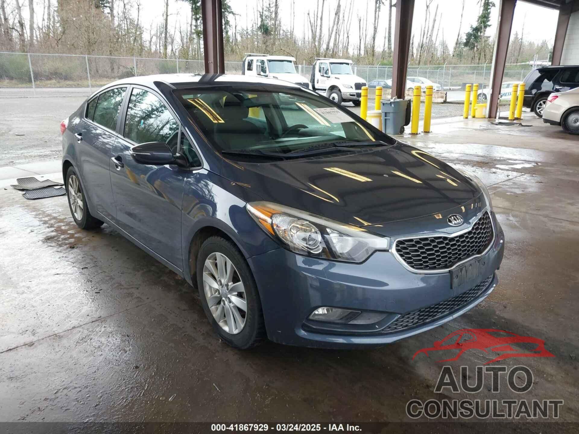 KIA FORTE 2016 - KNAFX4A68G5443619