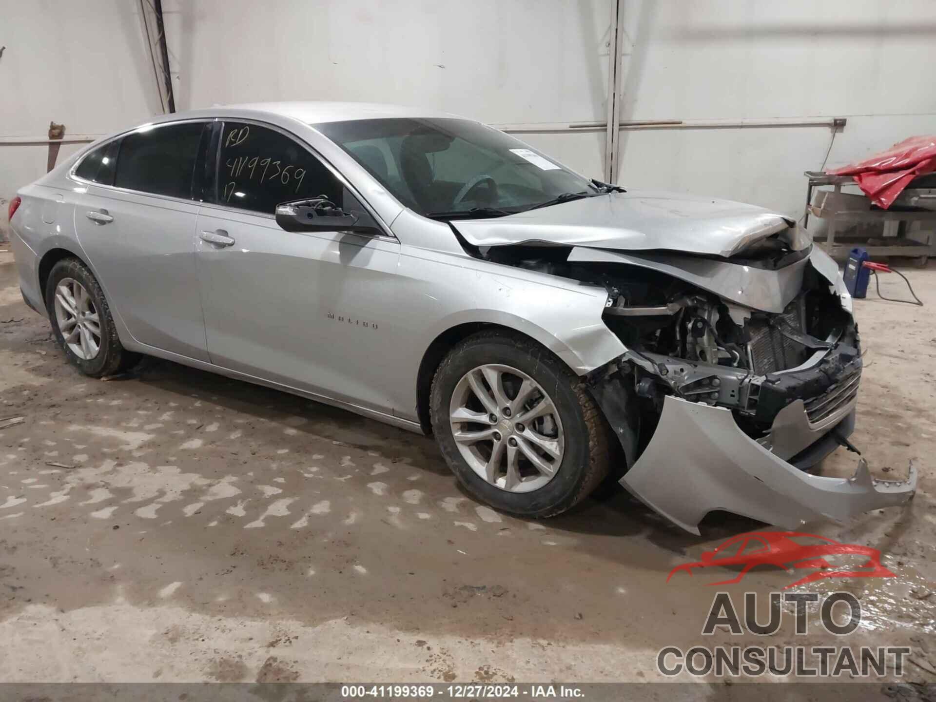 CHEVROLET MALIBU 2017 - 1G1ZE5ST5HF124179