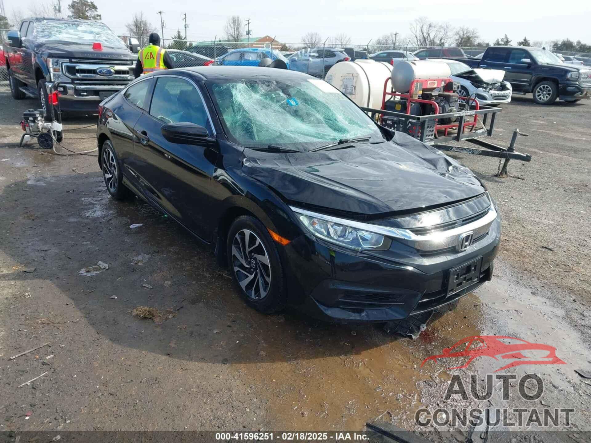 HONDA CIVIC 2018 - 2HGFC4B55JH302965