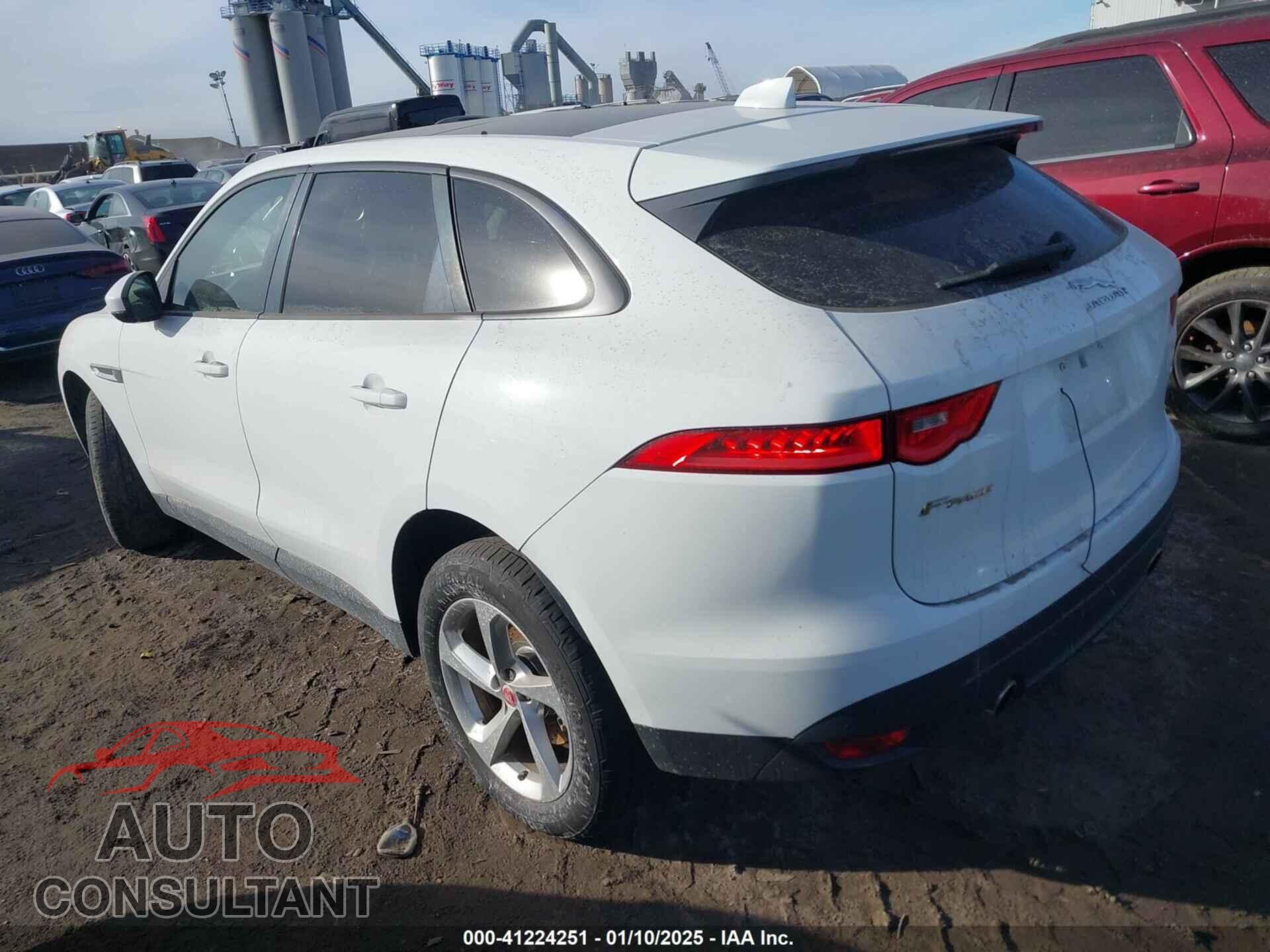 JAGUAR F-PACE 2017 - SADCJ2BV1HA896012