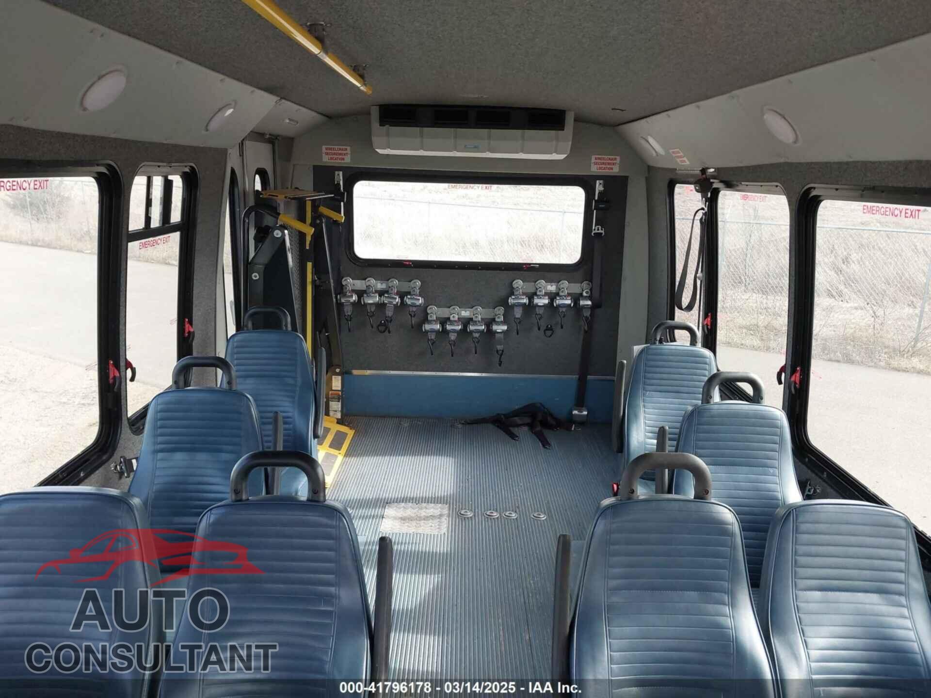 FORD E-450 CUTAWAY 2019 - 1FDFE4FS9KDC59671