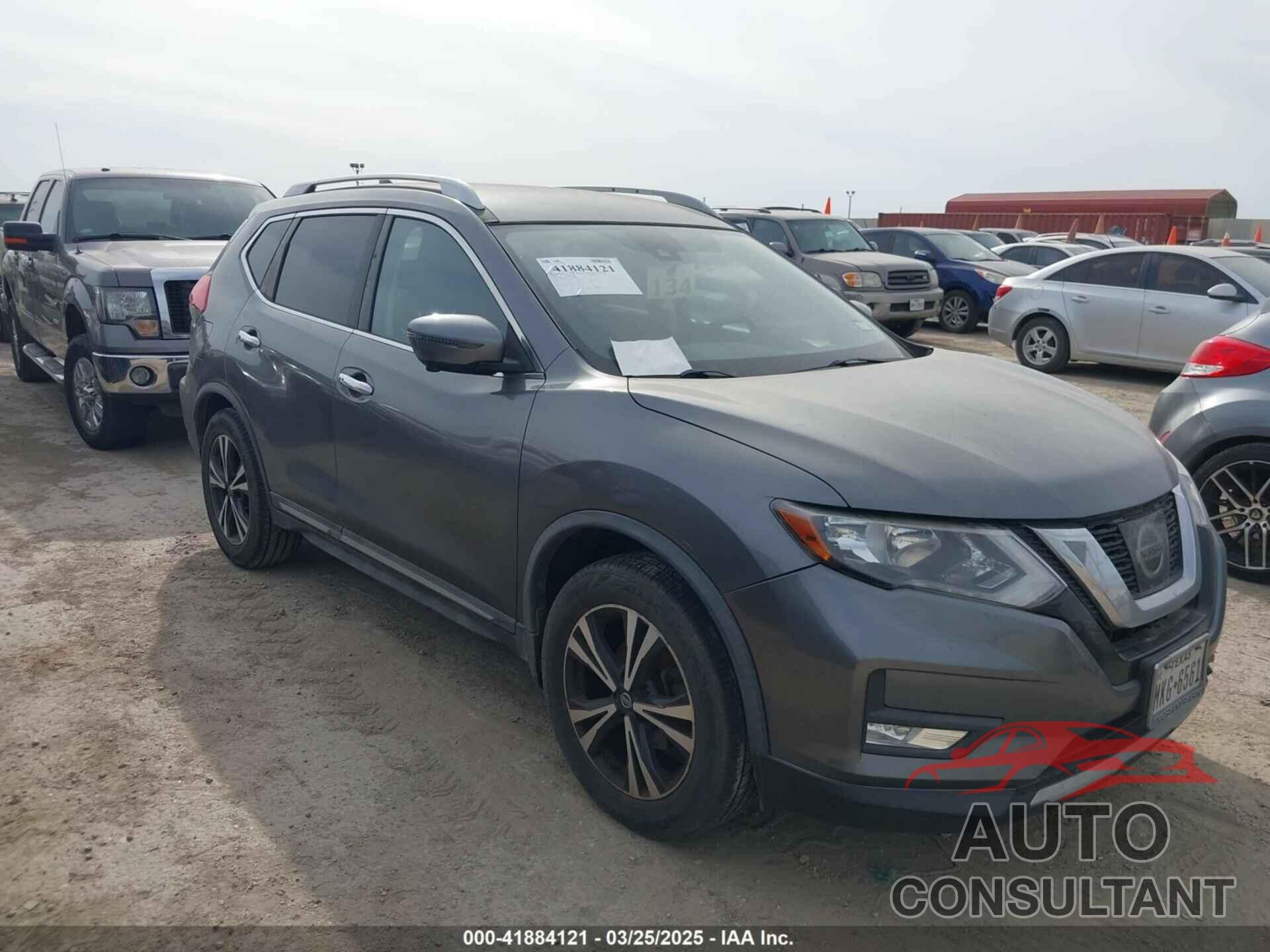 NISSAN ROGUE 2017 - JN8AT2MT2HW407004