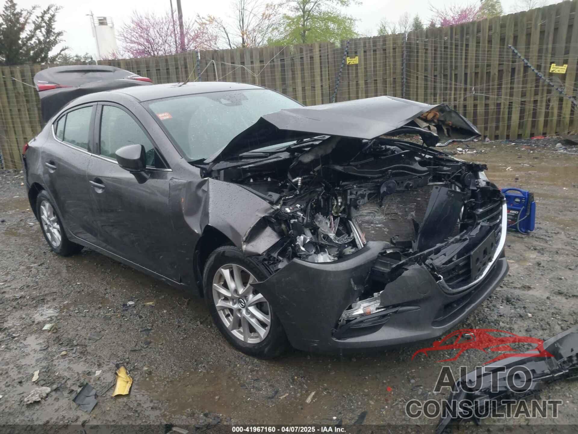 MAZDA MAZDA3 2018 - 3MZBN1U77JM225616
