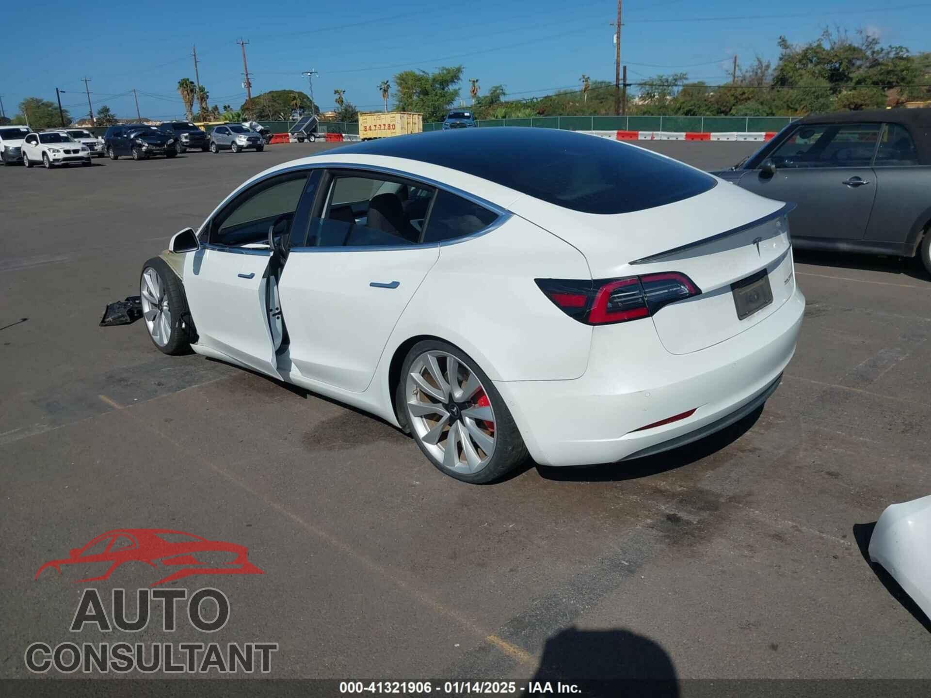 TESLA MODEL 3 2019 - 5YJ3E1EBXKF413806