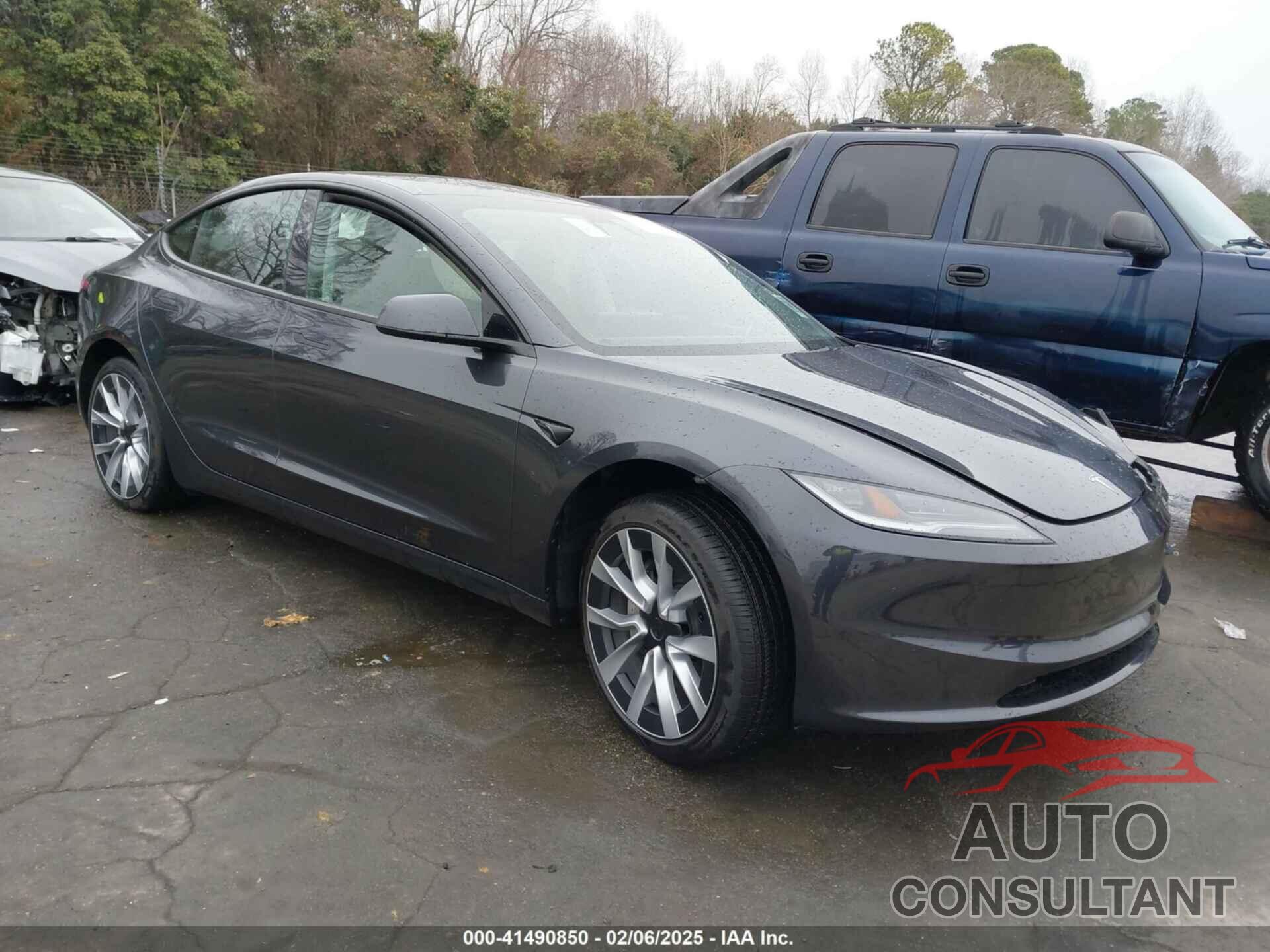 TESLA MODEL 3 2024 - 5YJ3E1EAXRF853199