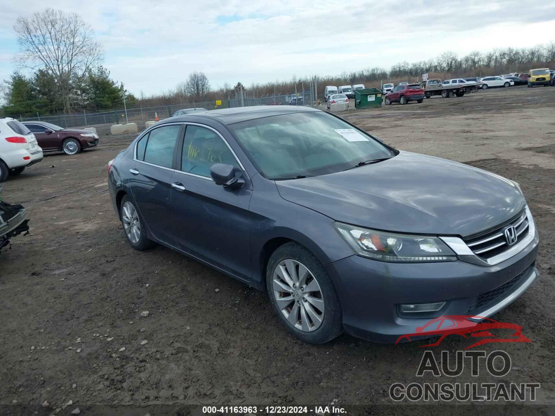 HONDA ACCORD 2013 - 1HGCR2F83DA062473