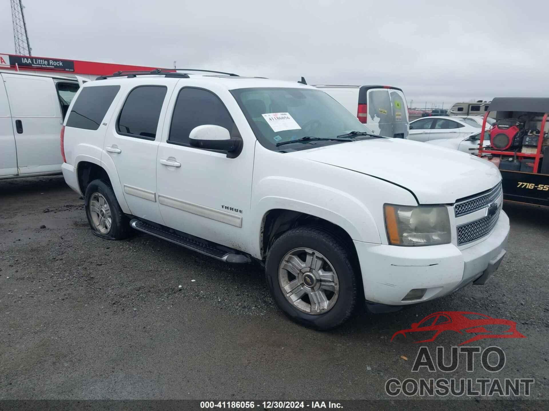 CHEVROLET TAHOE 2010 - 1GNUKBE06AR284657