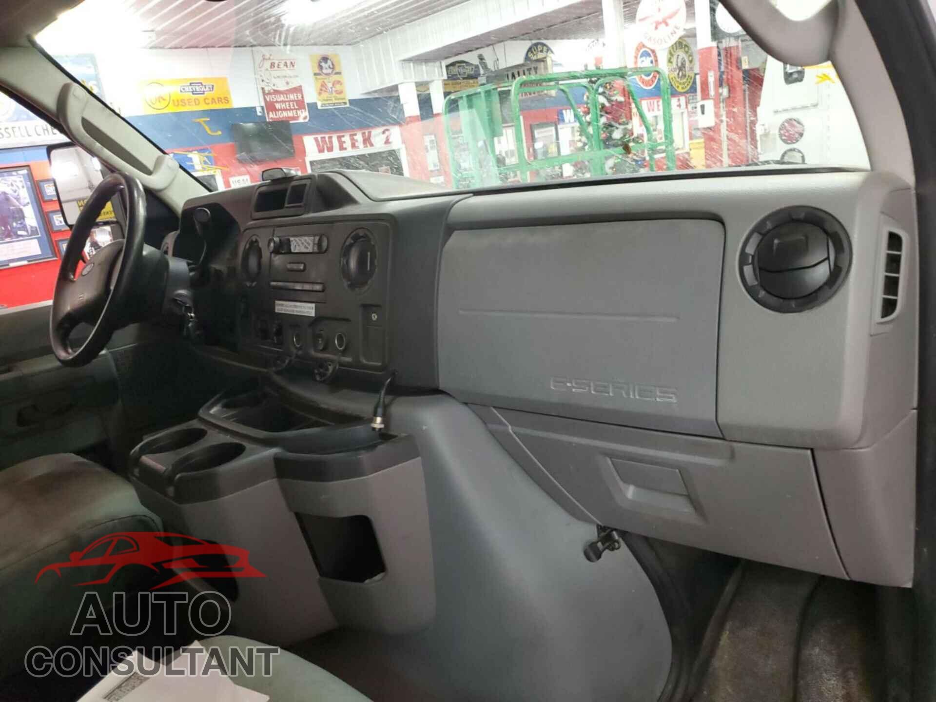 FORD ECONOLINE 2019 - 1FDXE4FS4KDC07790