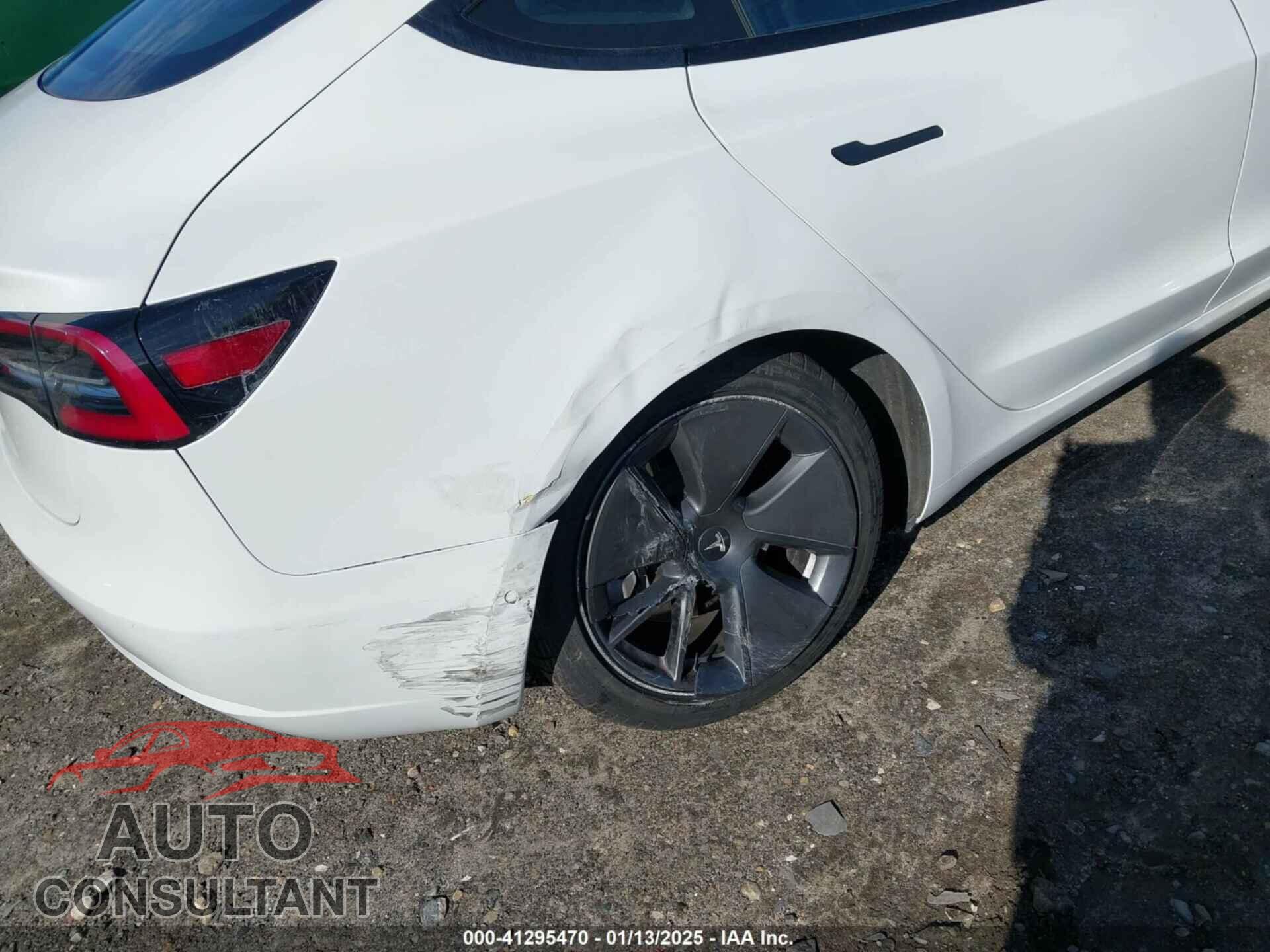 TESLA MODEL 3 2021 - 5YJ3E1EA1MF994803