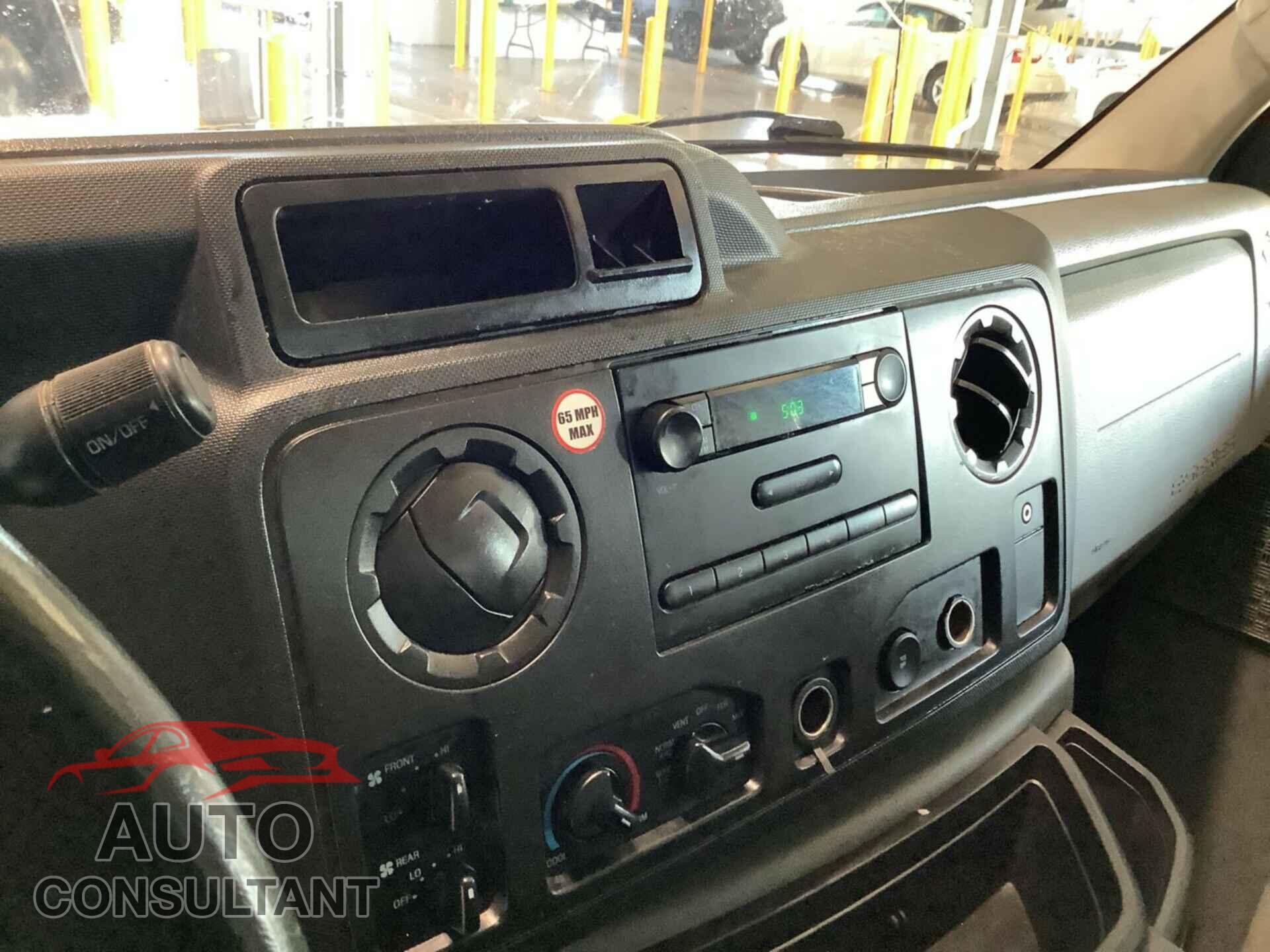 FORD ECONOLINE 2013 - 1FBNE3BL1DDA52644