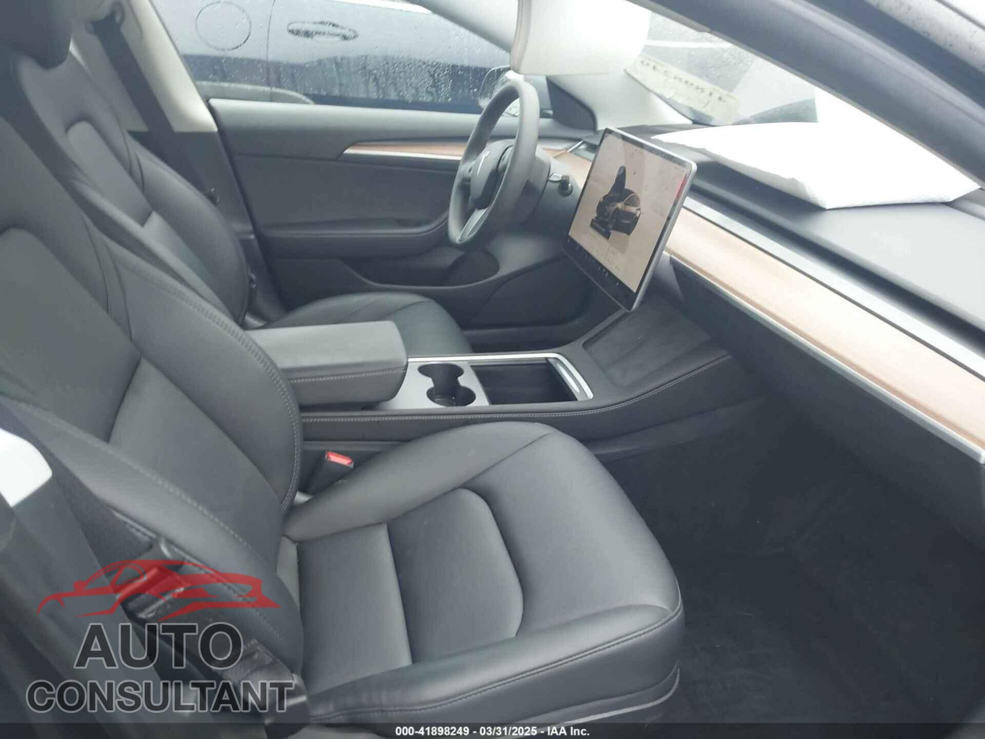 TESLA MODEL 3 2023 - 5YJ3E1EA7PF642913