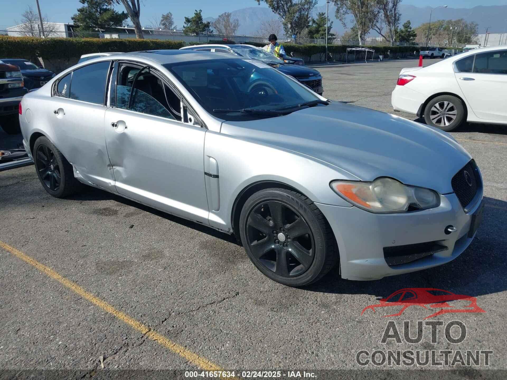 JAGUAR XF 2010 - SAJWA0FA4AHR60336