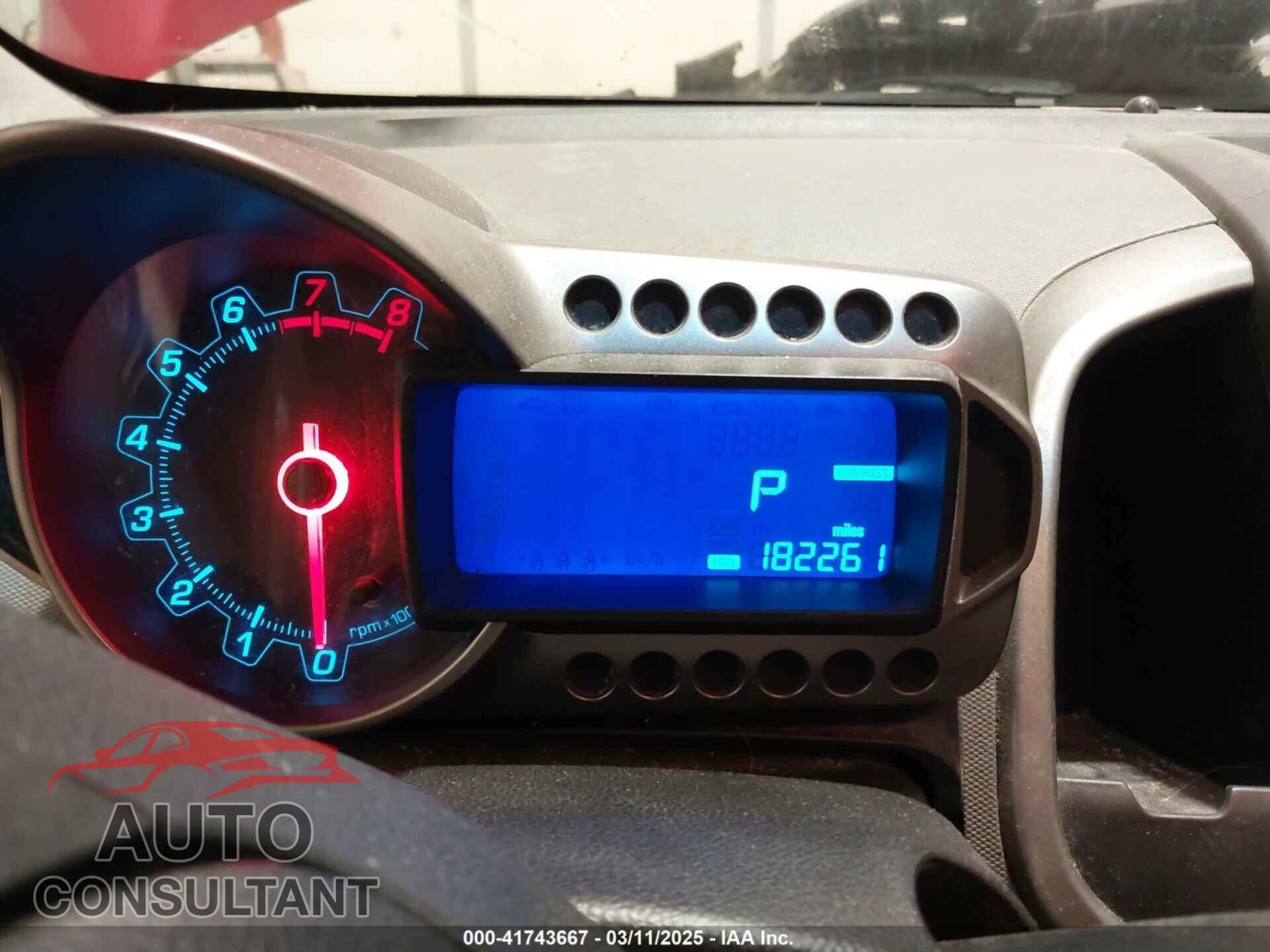 CHEVROLET SONIC 2012 - 1G1JC5SH7C4150737