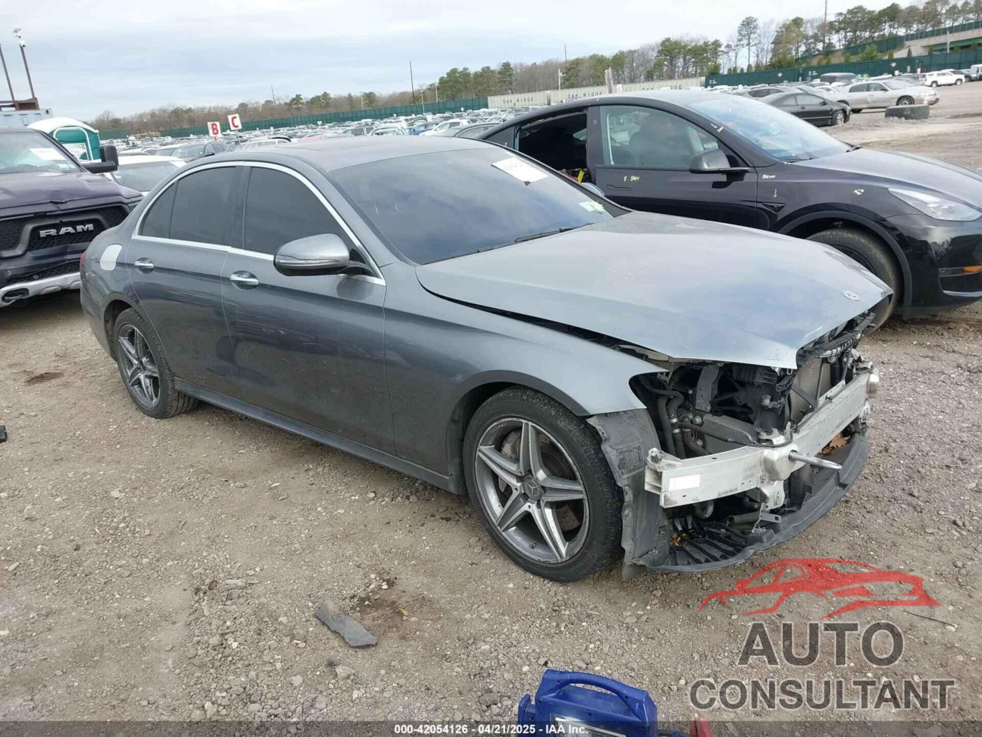 MERCEDES-BENZ E 300 2017 - WDDZF4KB2HA236351