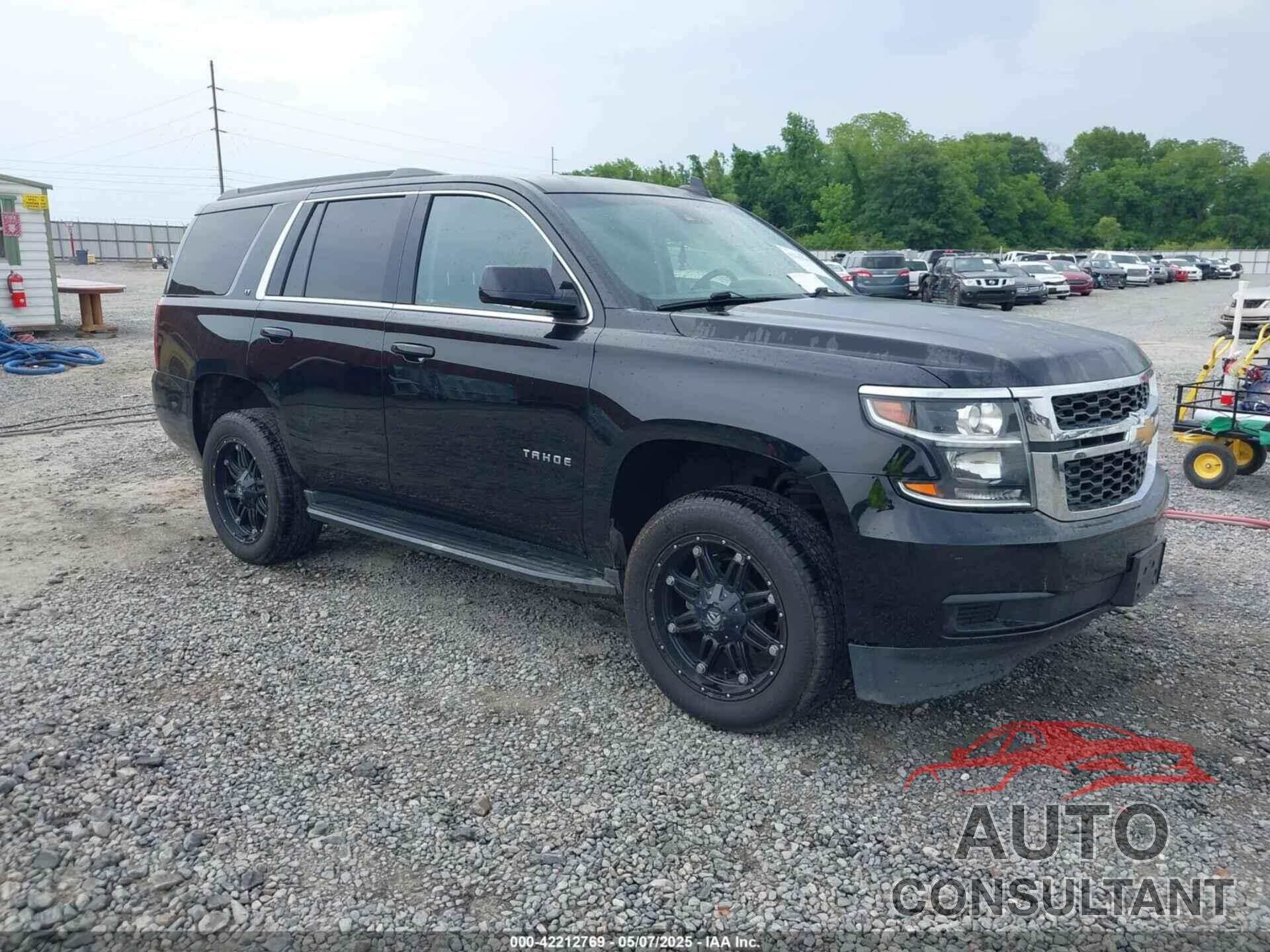 CHEVROLET TAHOE 2017 - 1GNSCBKC1HR326973